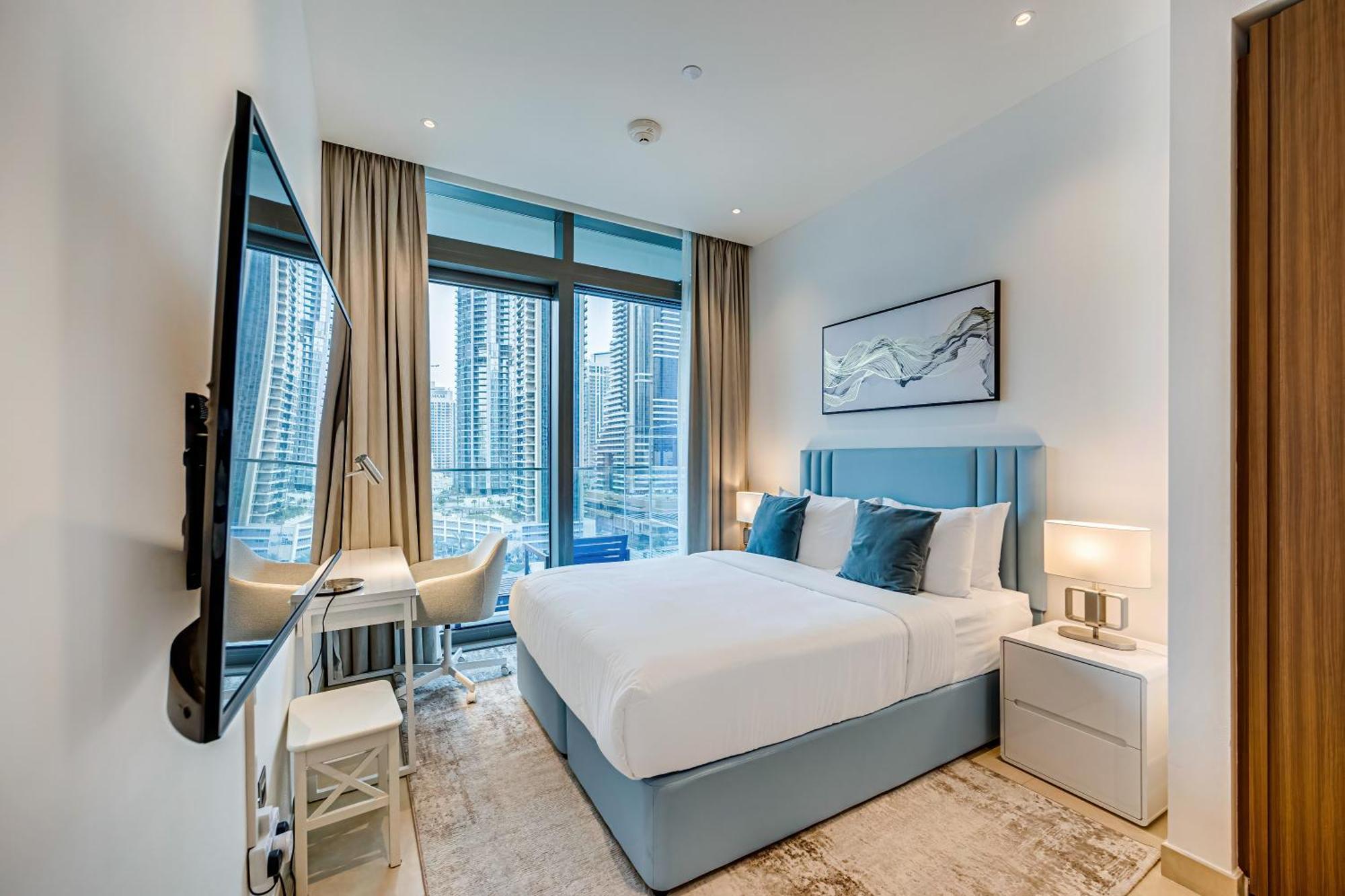 Panoramic Canal Views From Brand New