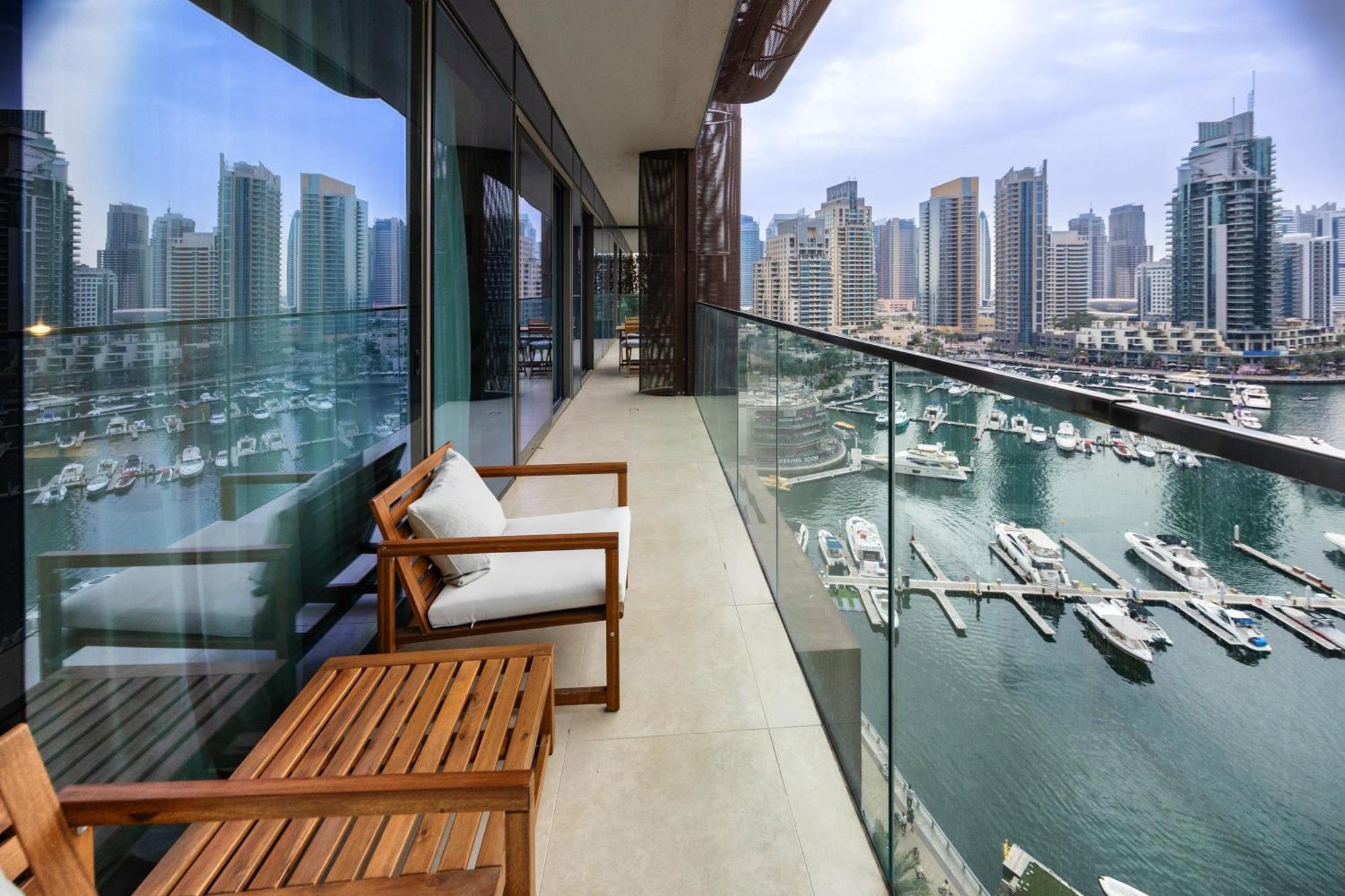 Panoramic Canal Views From Brand New *