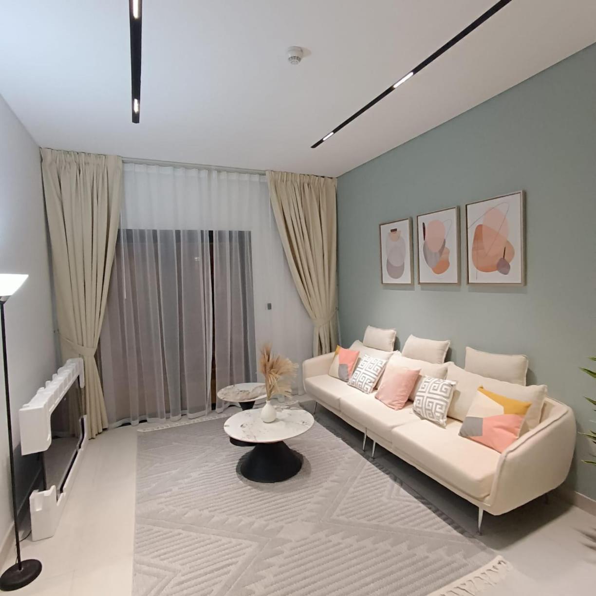 Brand New 2bhk In Jvc Fully Furnished Marwa Heights Apartment *