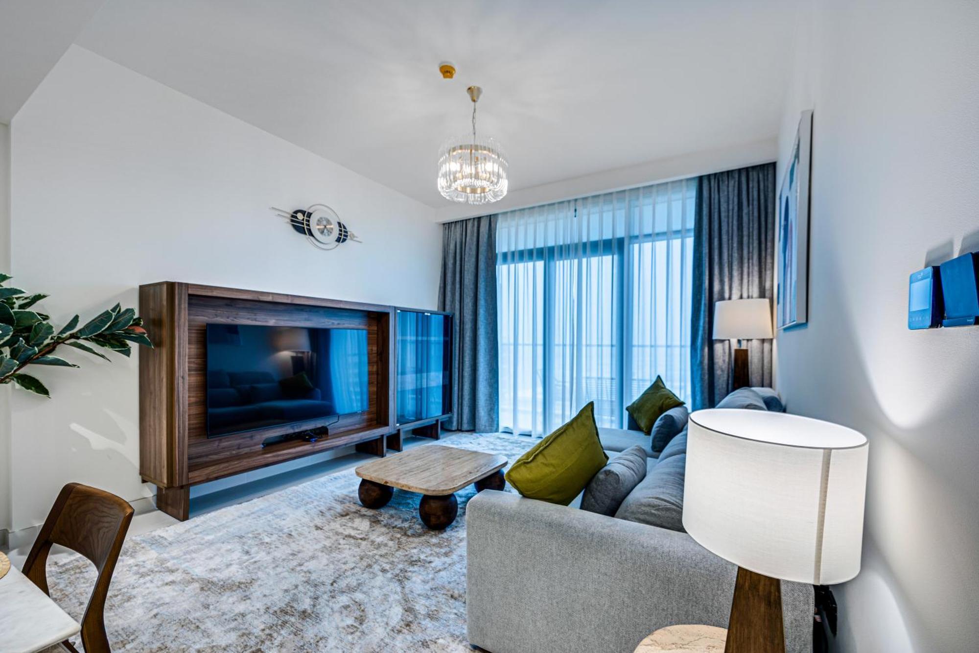 Brand New Sea View In Beachfront * Dubai