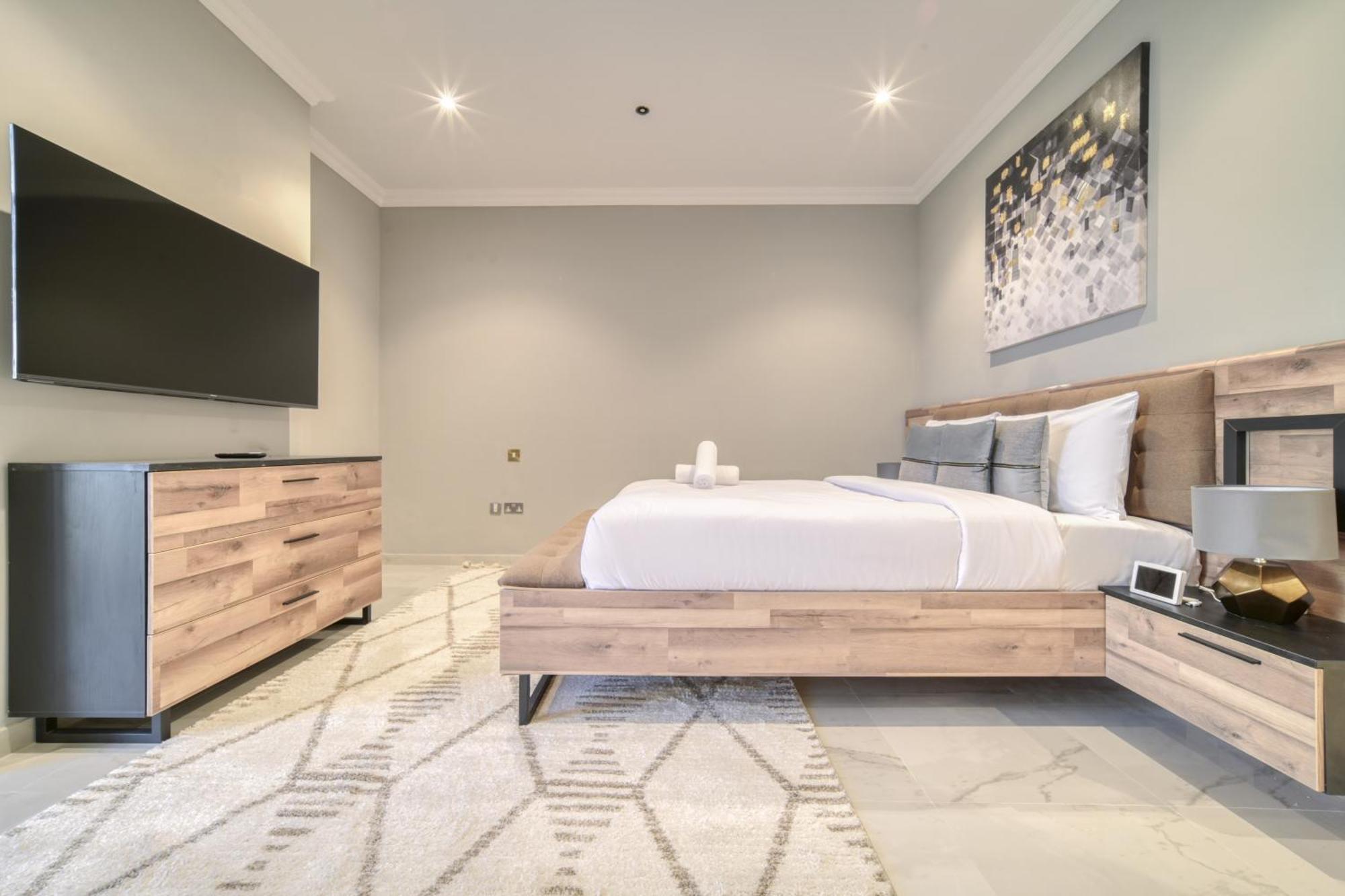 Luxurious 4 Bedroom Duplex With Terrace & Sea View Apartment Dubai