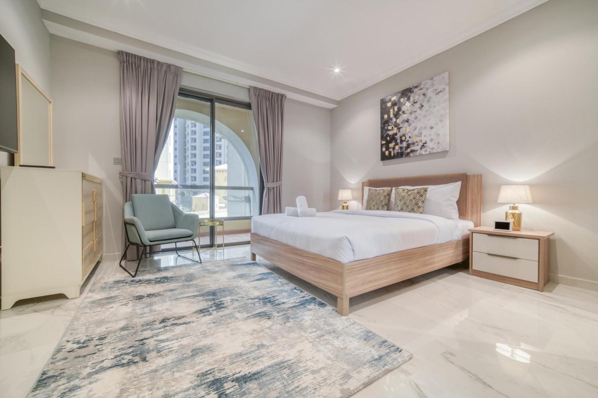 Luxurious 4 Bedroom Duplex With Terrace & Sea View Apartment *