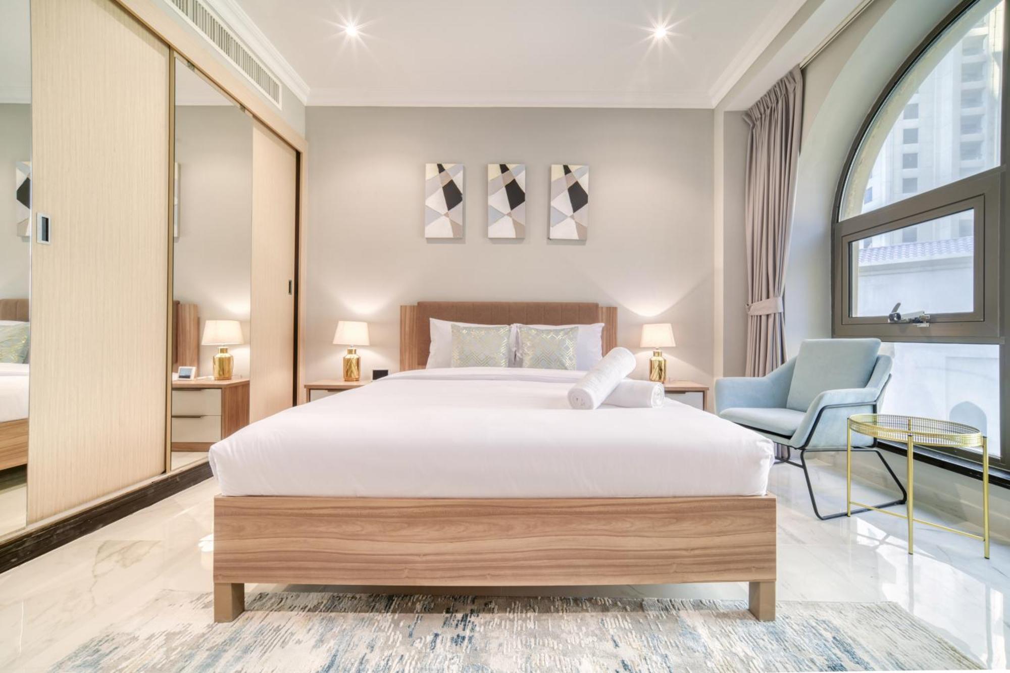 Apartment Luxurious 4 Bedroom Duplex With Terrace & Sea View Dubai