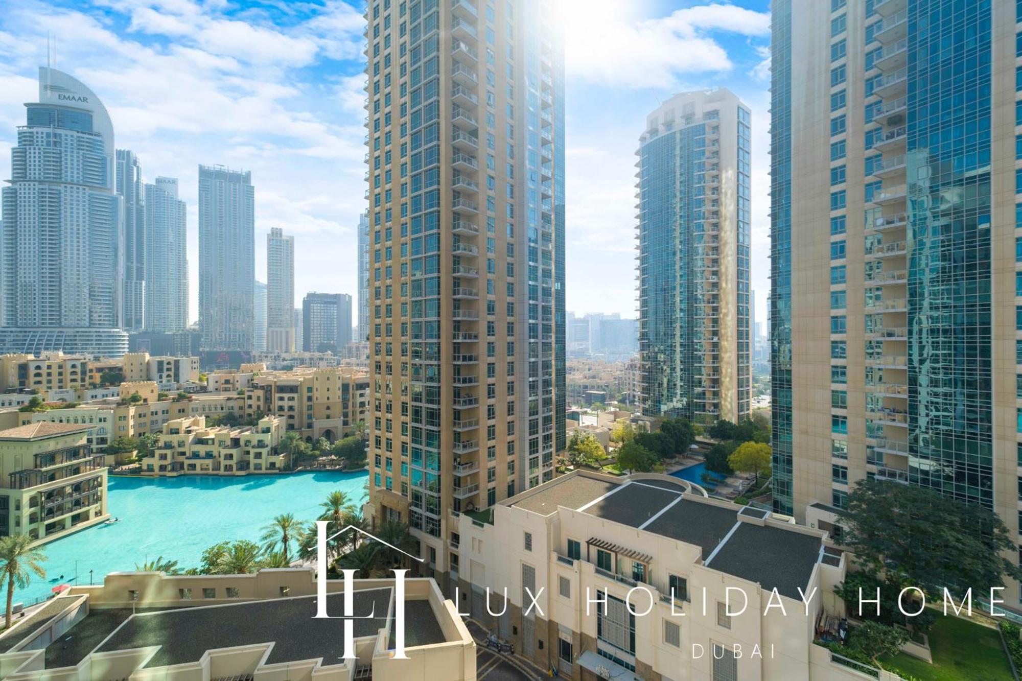 Lux The Stunning Fountain View Dubai