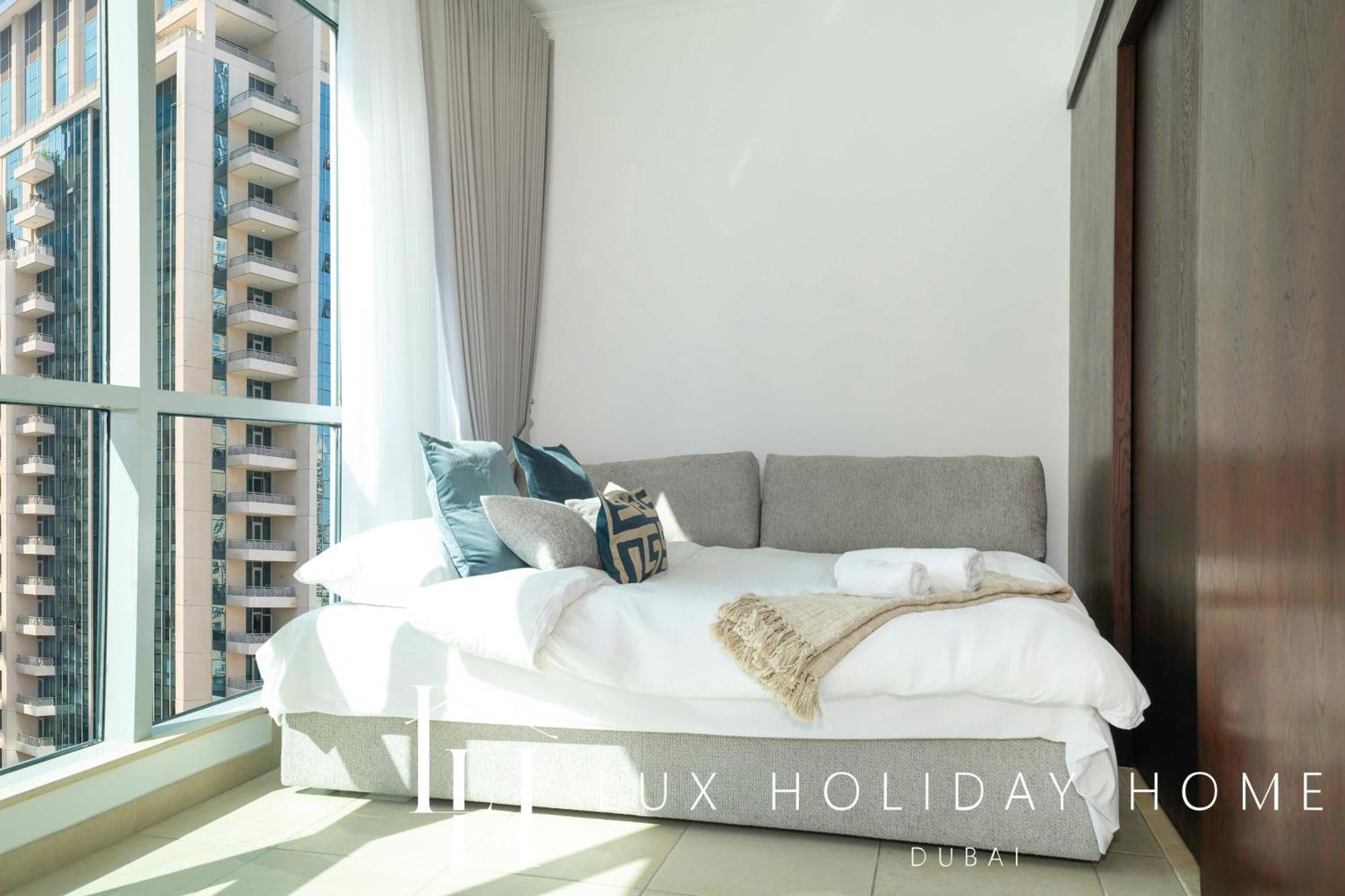 Lux The Stunning Fountain View Apartment Dubai