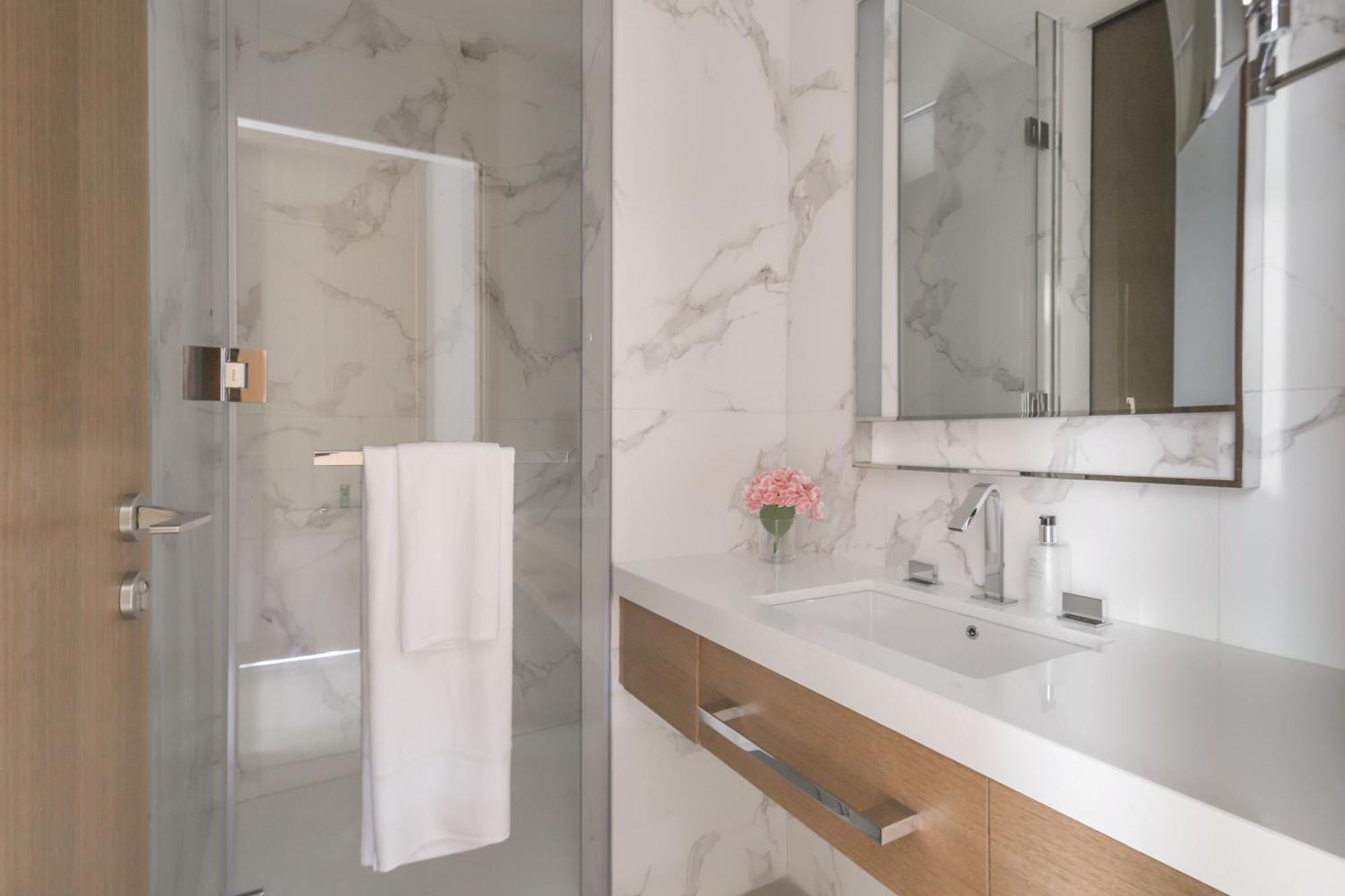 Frank Porter - The Address Residences Opera Apartment