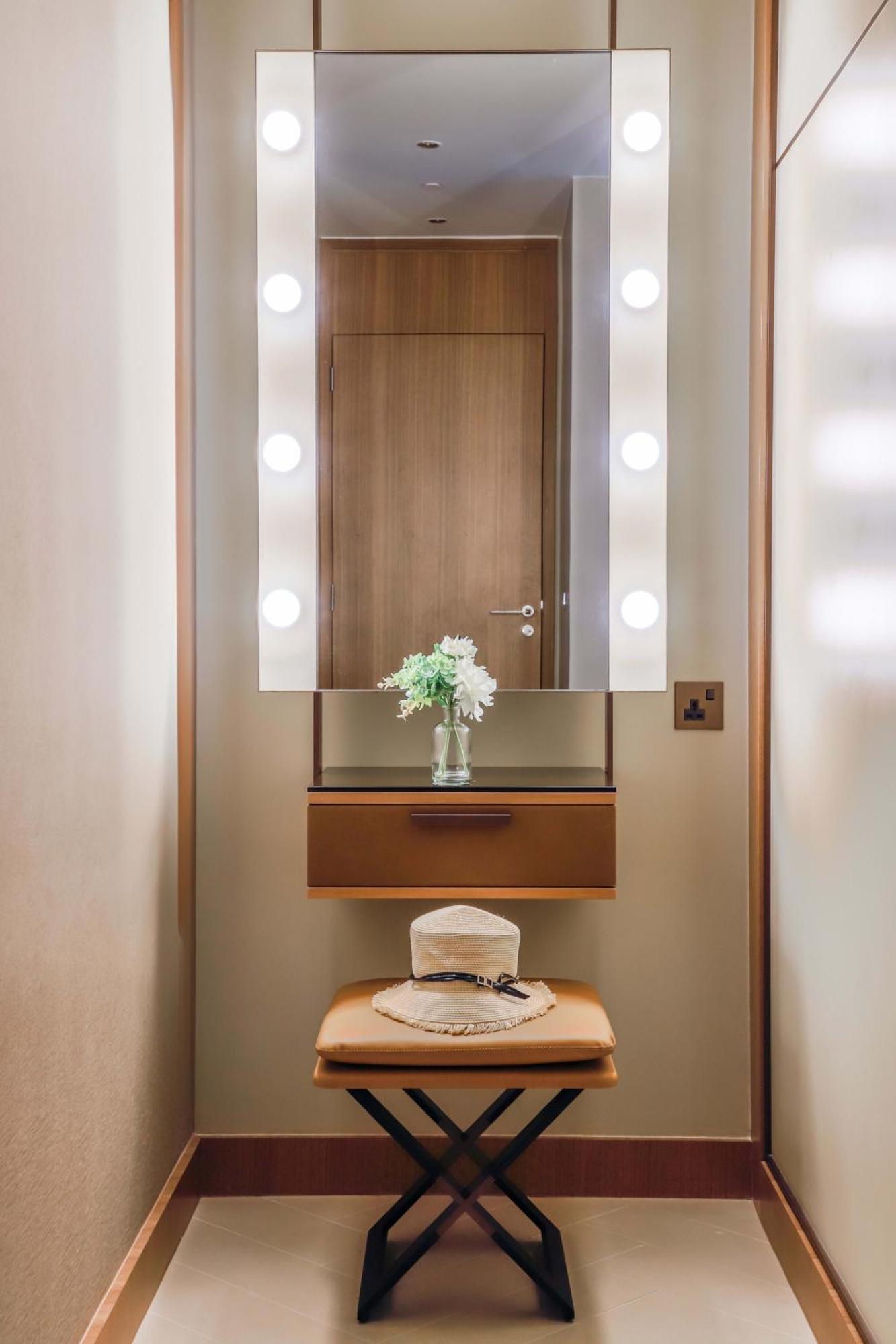 Frank Porter - The Address Residences Opera