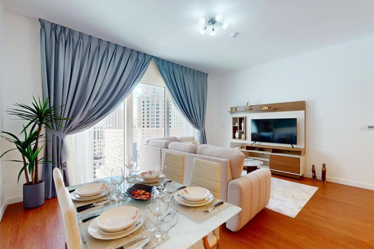 Apartment La Vie, Jbr - Spacious One Bedroom *