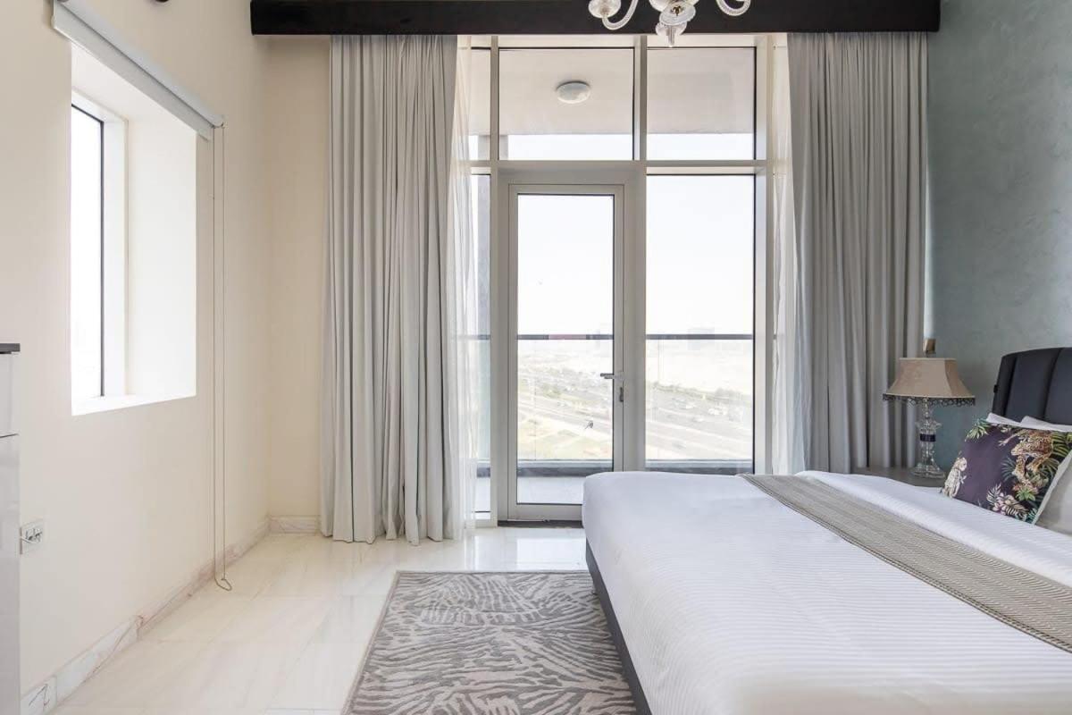 Frank Porter - Bayz Tower By Danube Apartment *