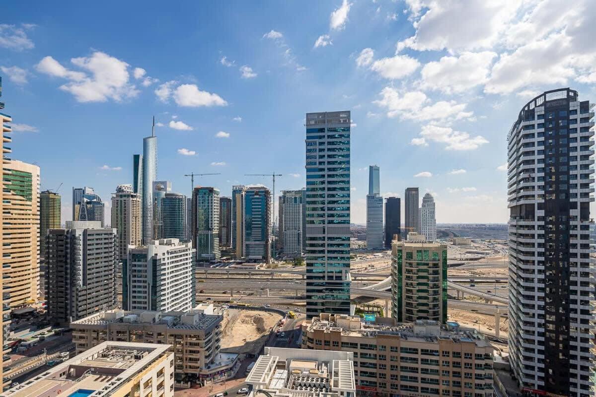 Apartment Frank Porter - Stella Maris Tower Dubai