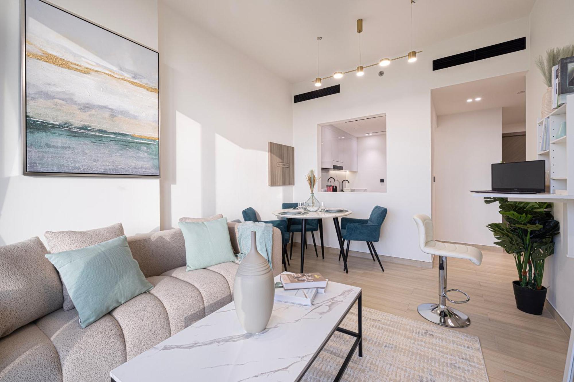 Apartment Spacious Balcony, 1br, Pool, Full Kitchen At Jvc Dubai