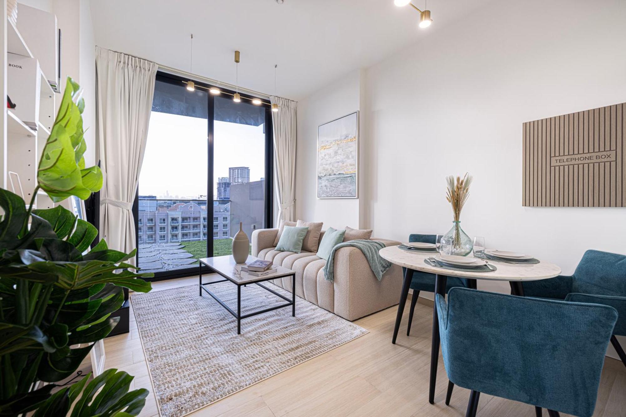 Spacious Balcony, 1br, Pool, Full Kitchen At Jvc