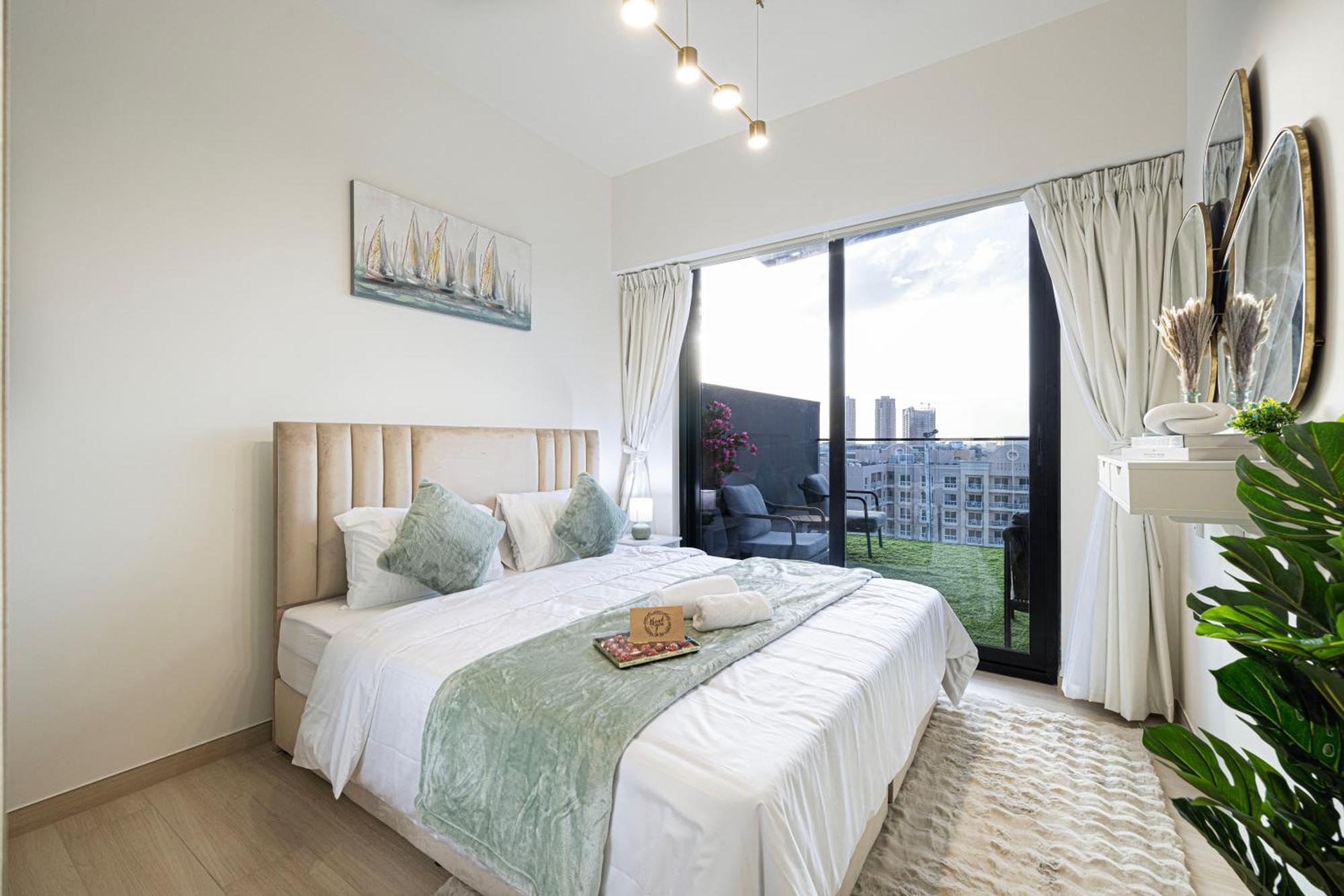 Apartment Spacious Balcony, 1br, Pool, Full Kitchen At Jvc