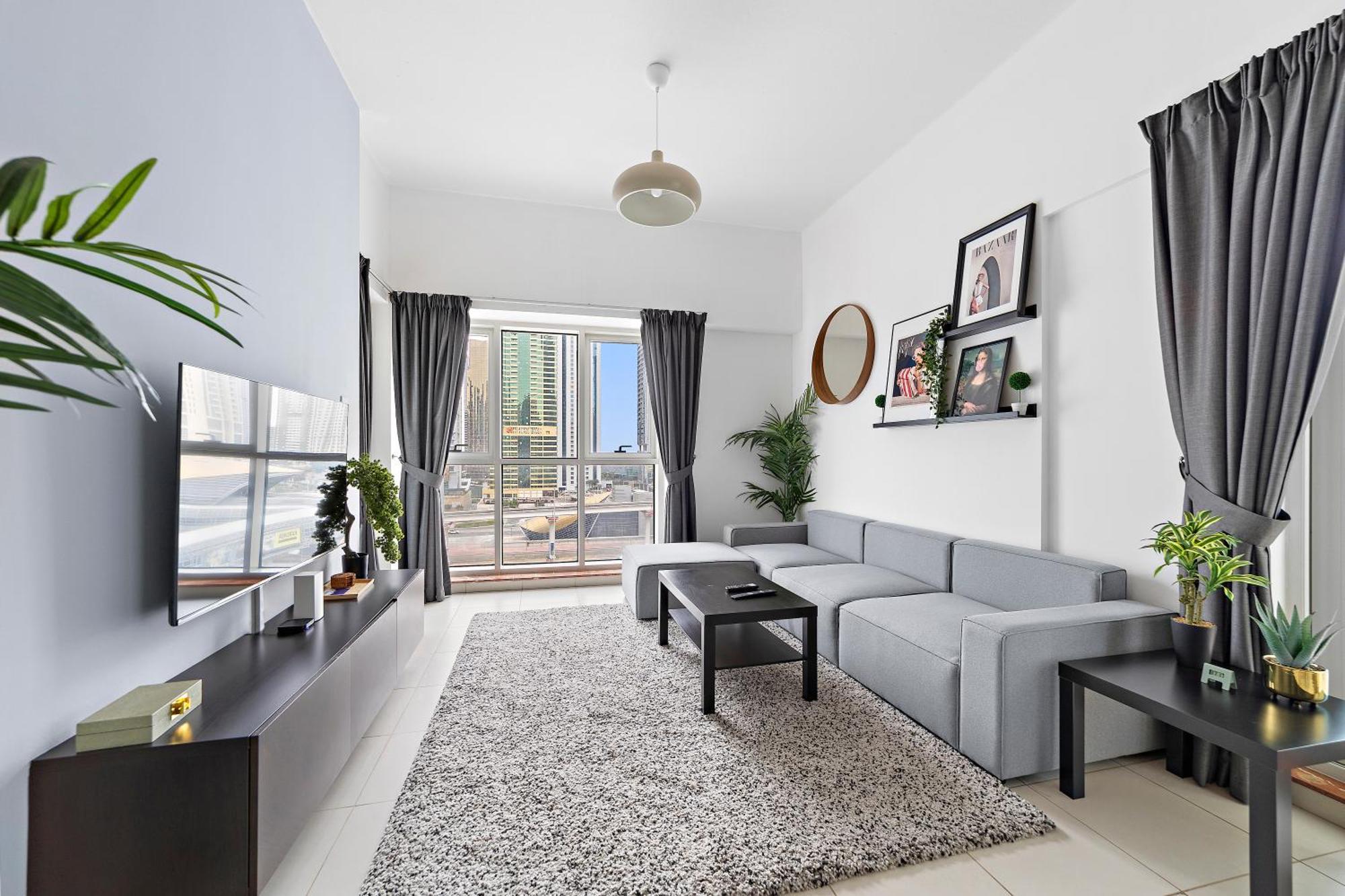 Splendid 1br In Marina *