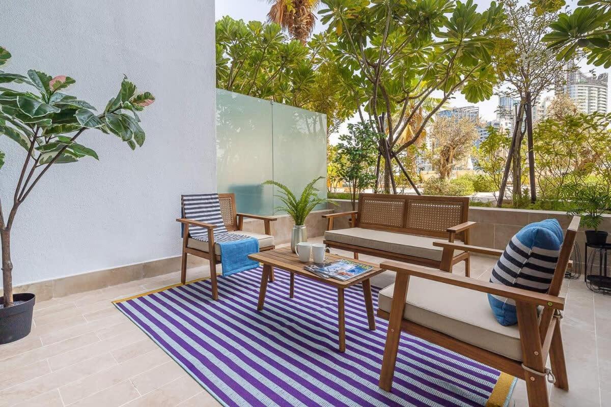 Apartment Frank Porter - Damac Prive B *