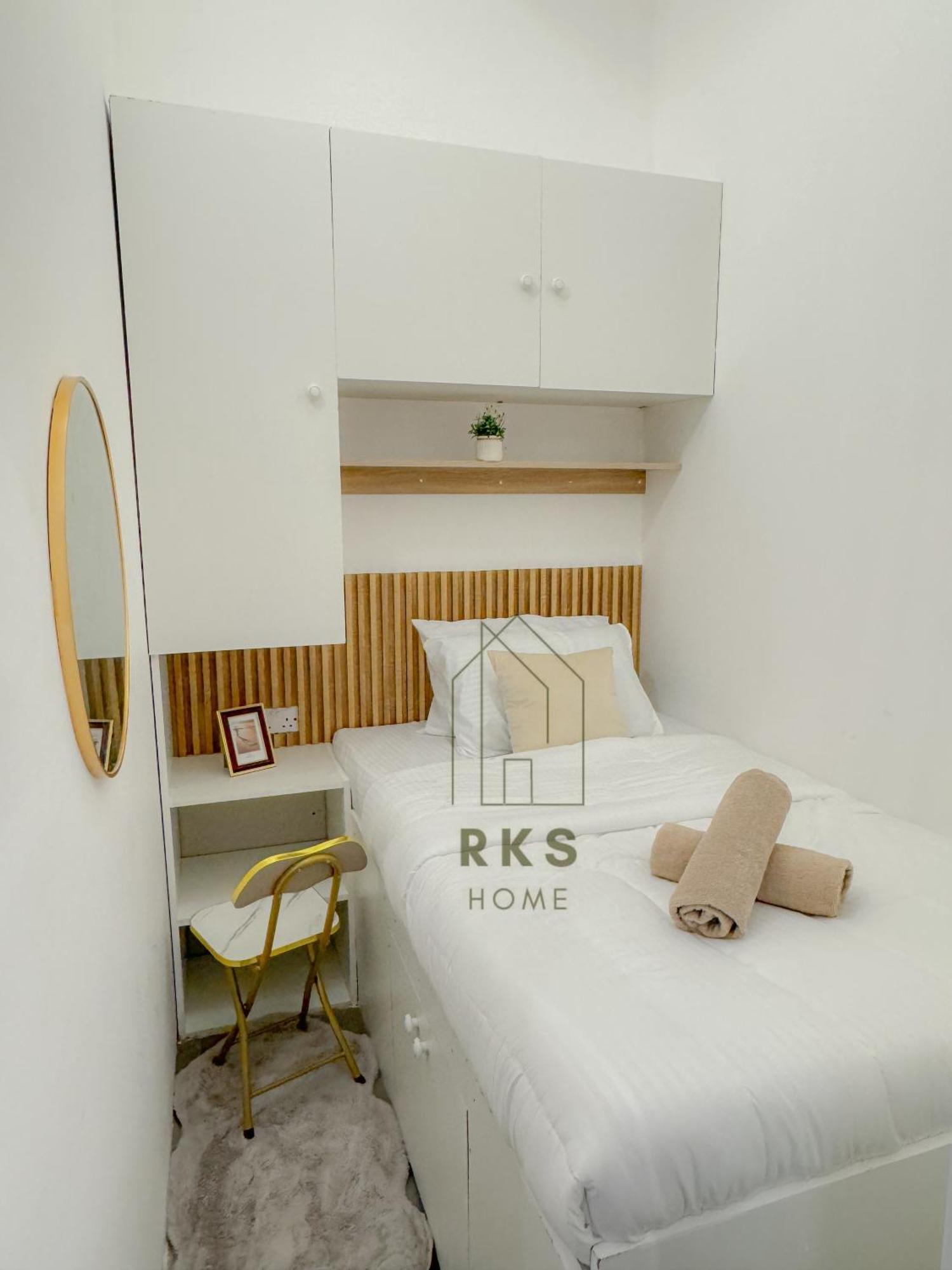Shared Private In Downtown Business Bay * Dubai