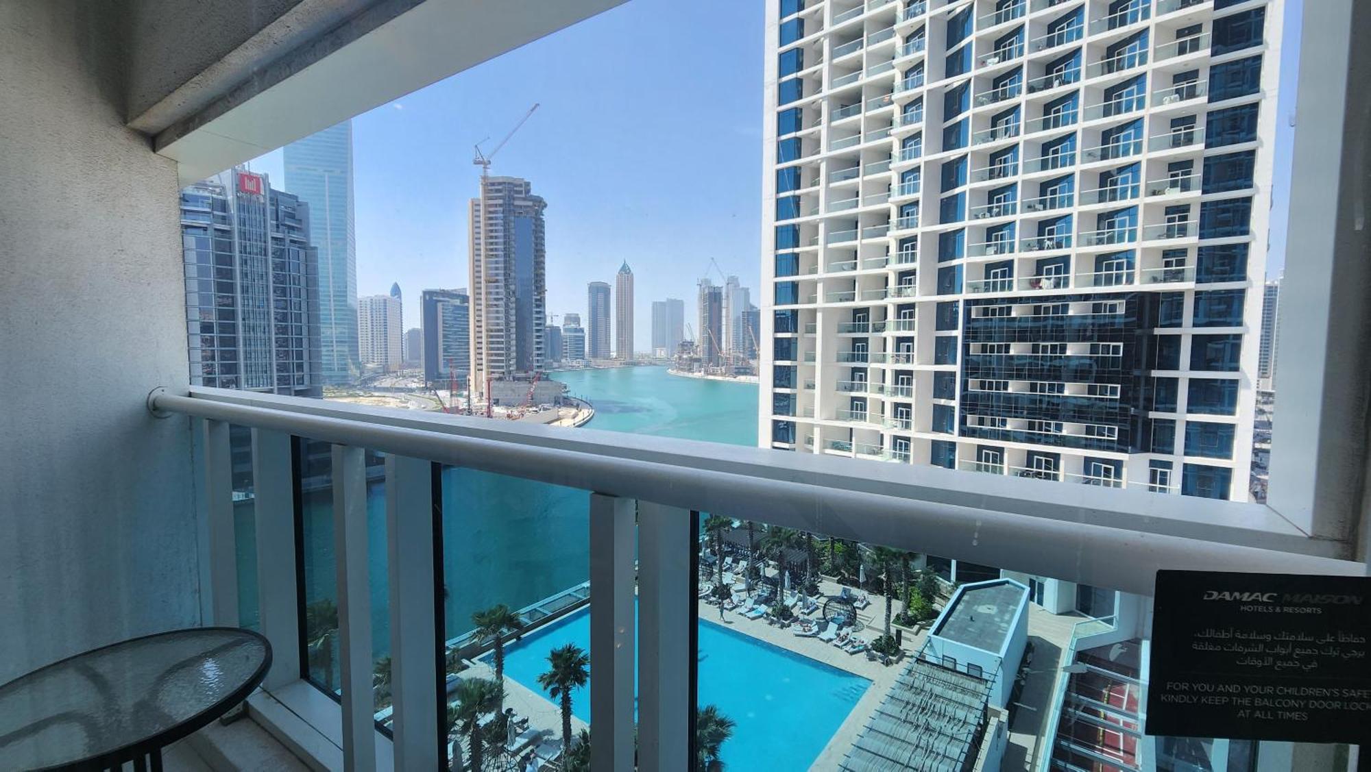 Beautiful 1 Bed Damac Prive Apartment Dubai