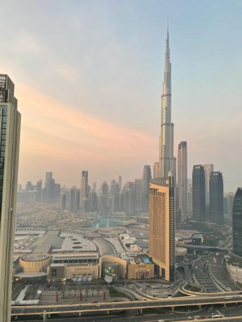 Burj Khalifa View Lux 3 Bedroom By Tanami Homes Apartment