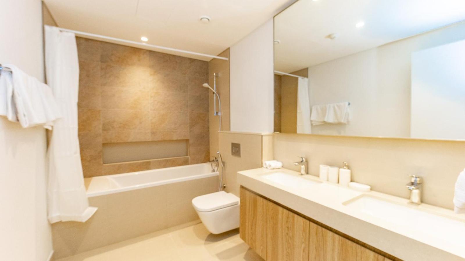 Burj Khalifa View Lux 3 Bedroom By Tanami Homes * Dubai