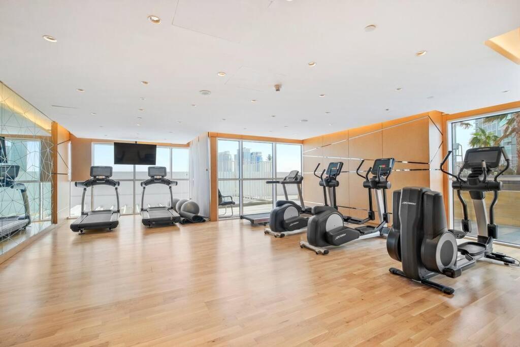 Cozy In Damac Hills * Dubai