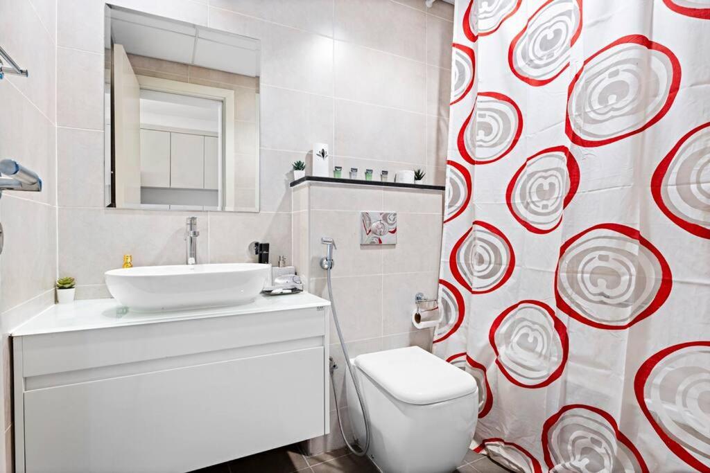 Apartment Cozy In Damac Hills *