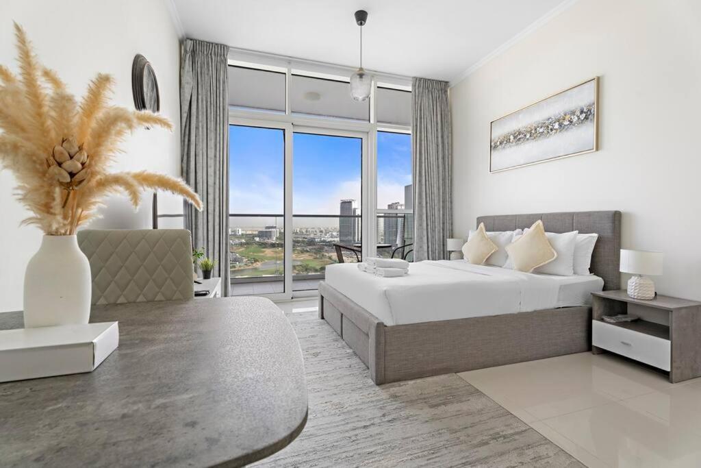 Cozy In Damac Hills Dubai