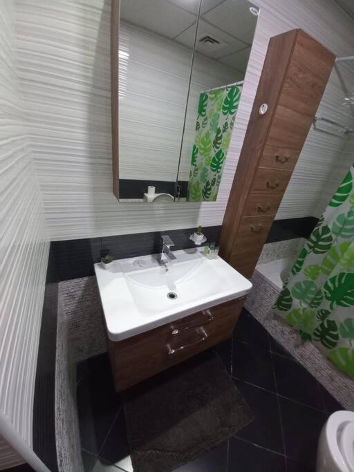 Apartment Furnished 1 Bedroom In Peaceful Community *