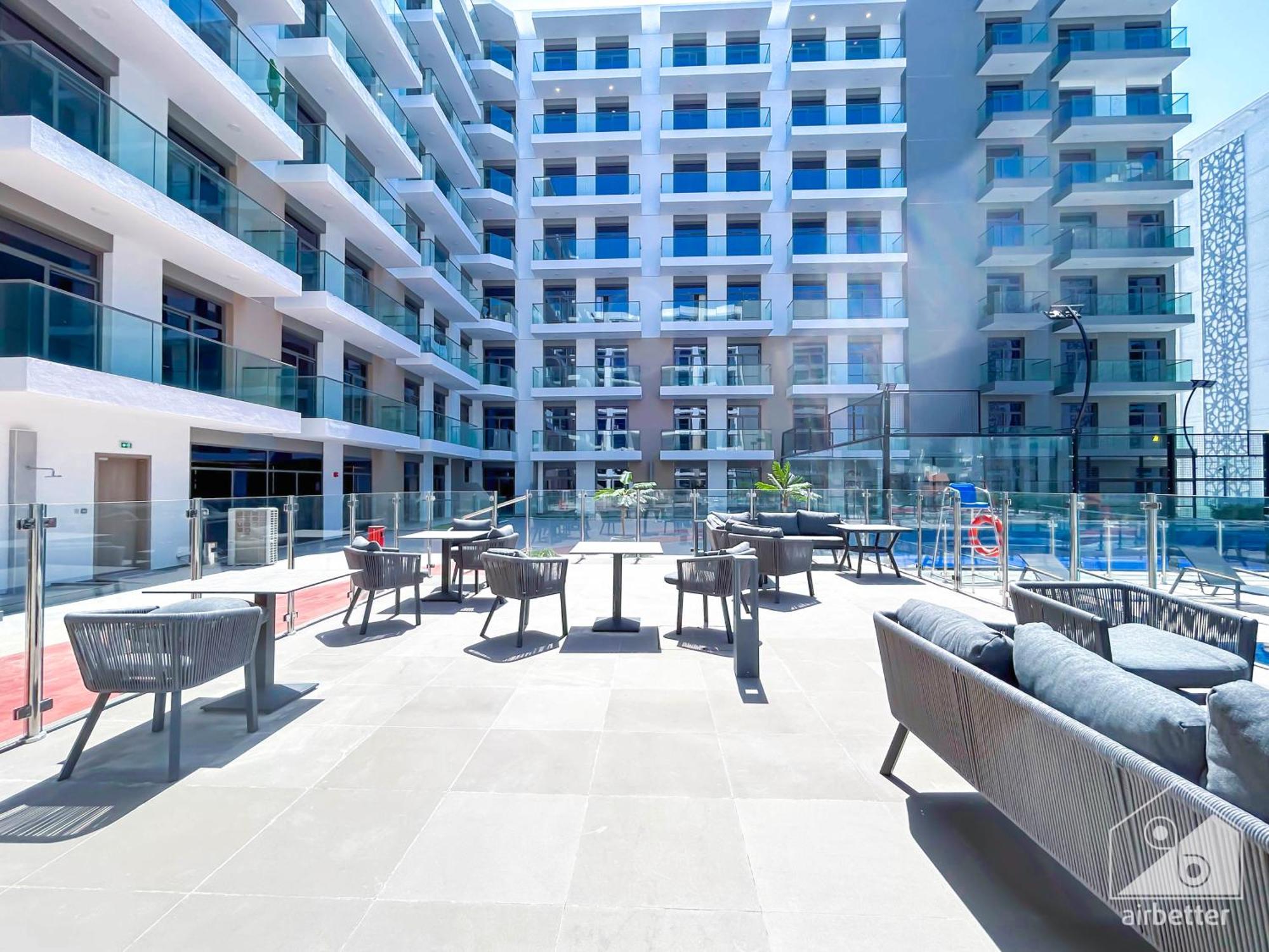 Stunning 1bedroom With Balcony In