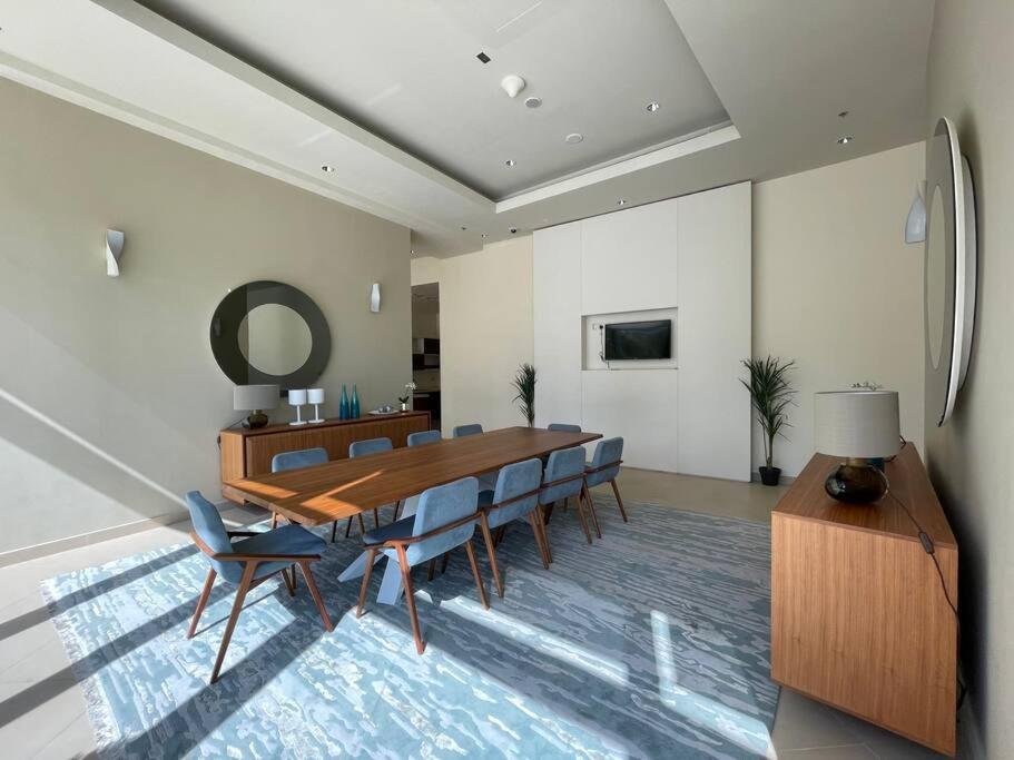 First Class 1br Stylish And Luxurious Dubai