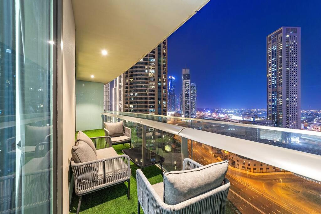 First Class 1br Stylish And Luxurious Apartment