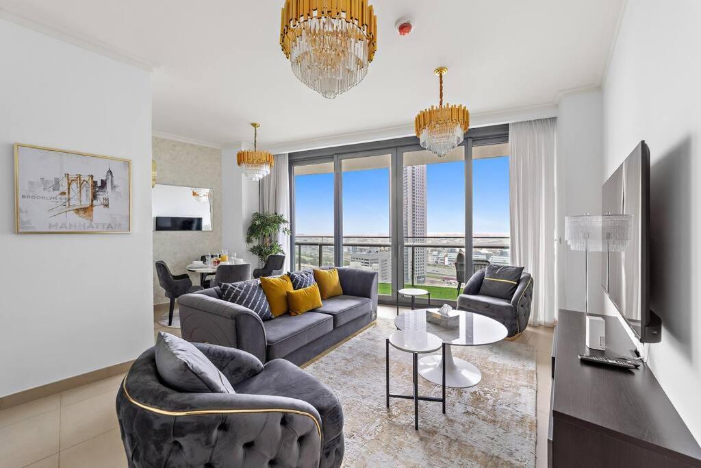 First Class 1br Stylish And Luxurious Apartment