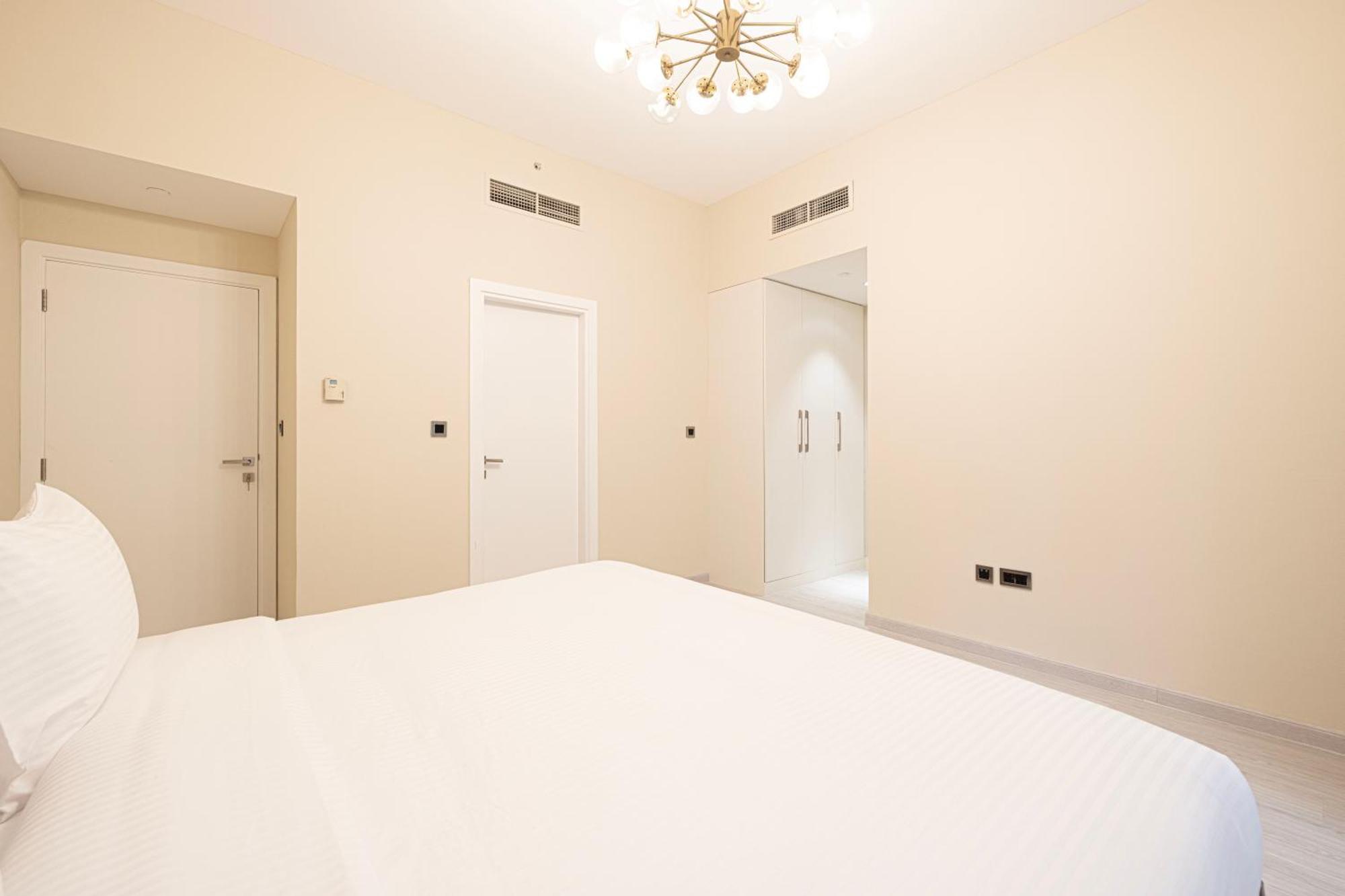 Luxurious 3br + Maid With Panoramic Views In Jbr