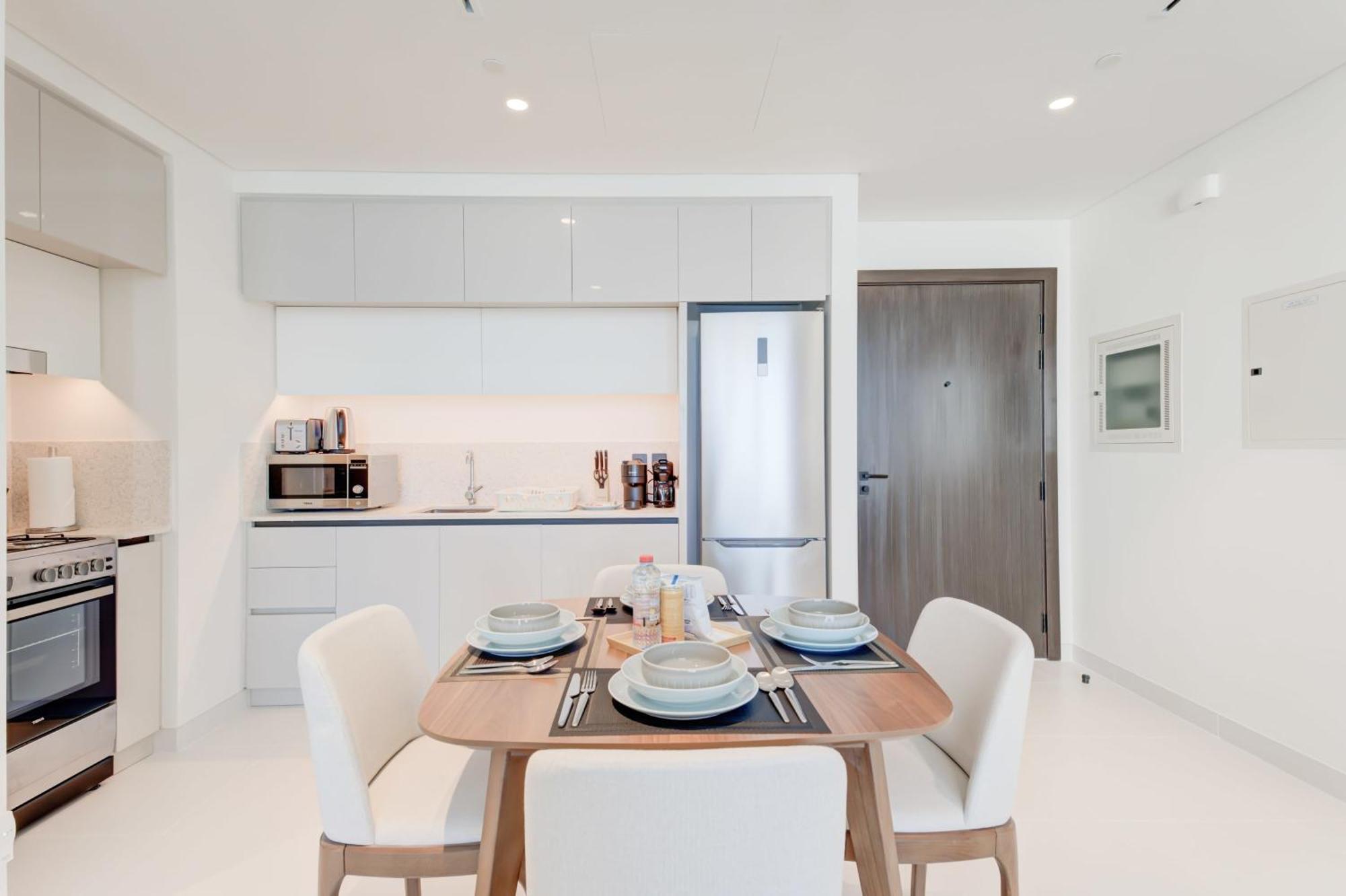 Silkhaus Exquisite Sea View 1bdr At Marina Vista Apartment