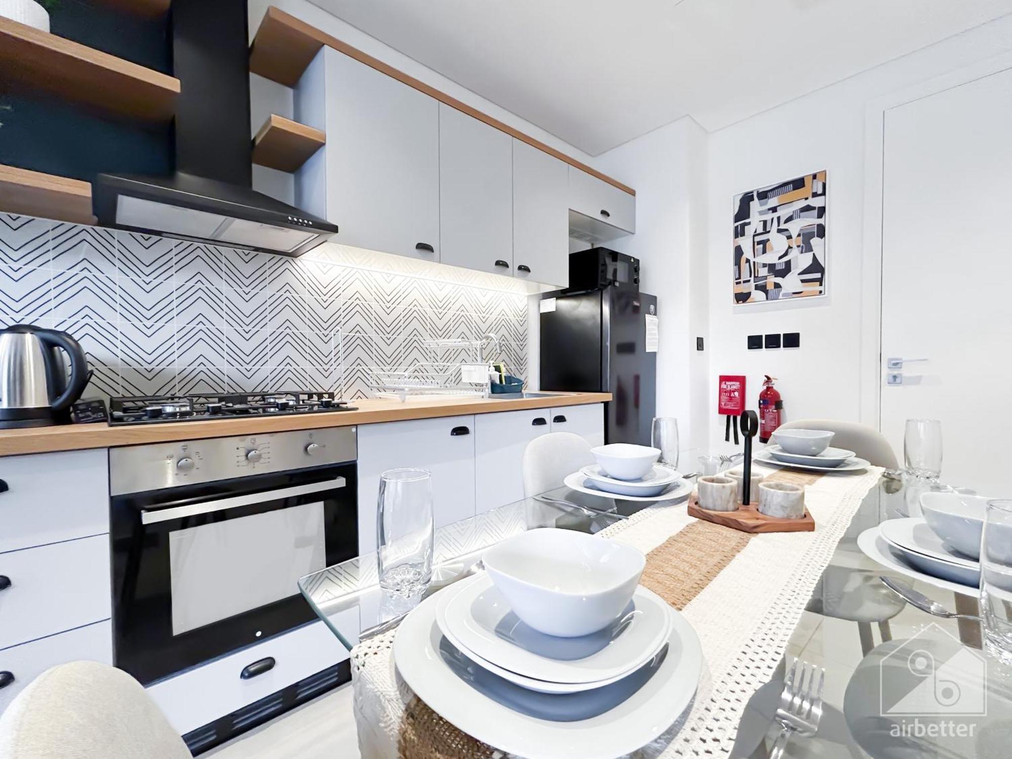 Gorgeous 1b With Balcony In Socio In Hills Apartment