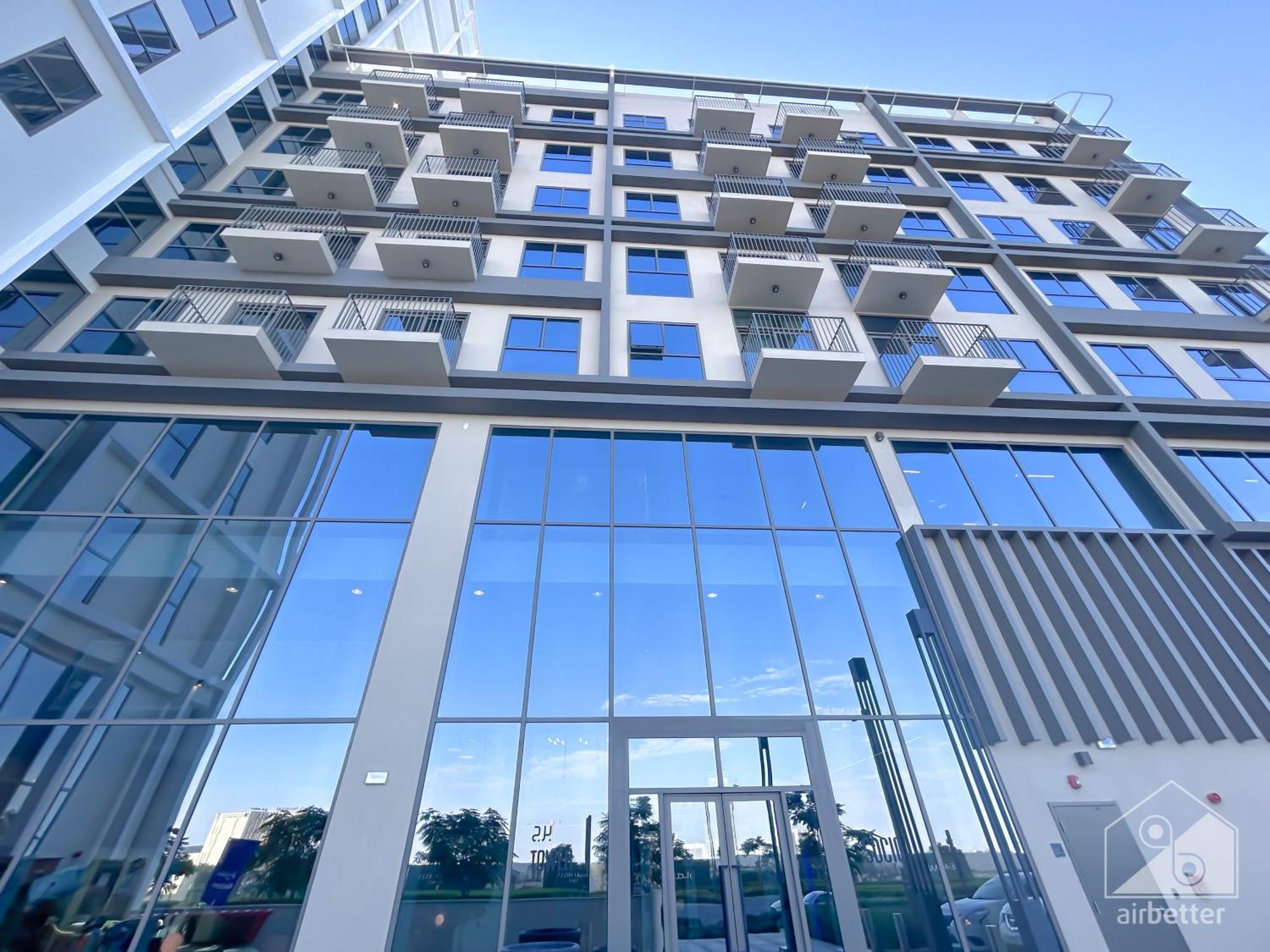 Apartment Gorgeous 1b With Balcony In Socio In Hills Dubai