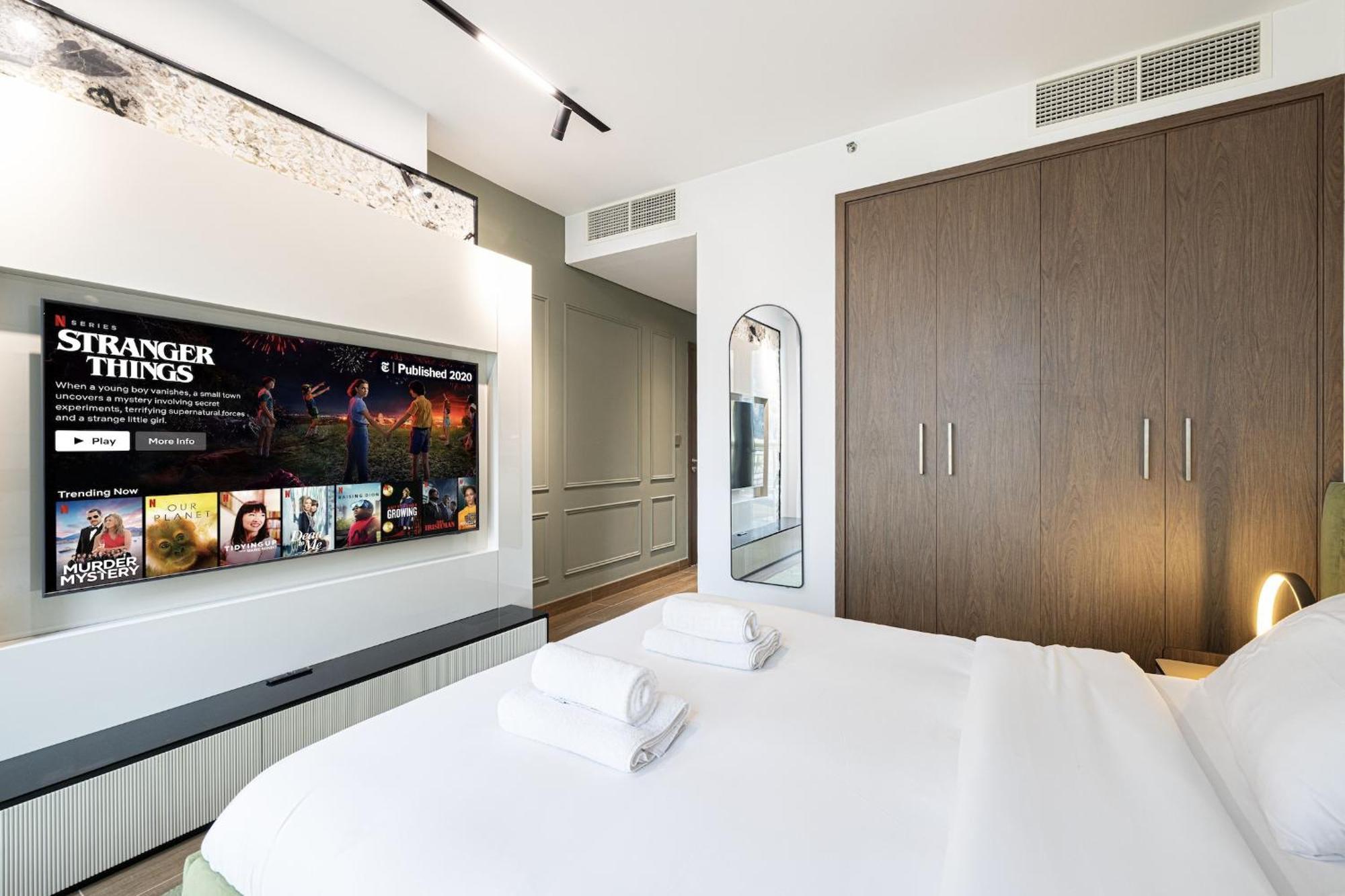 Apartment The Signature Burj Khalifa View Residence With Terrace Dubai