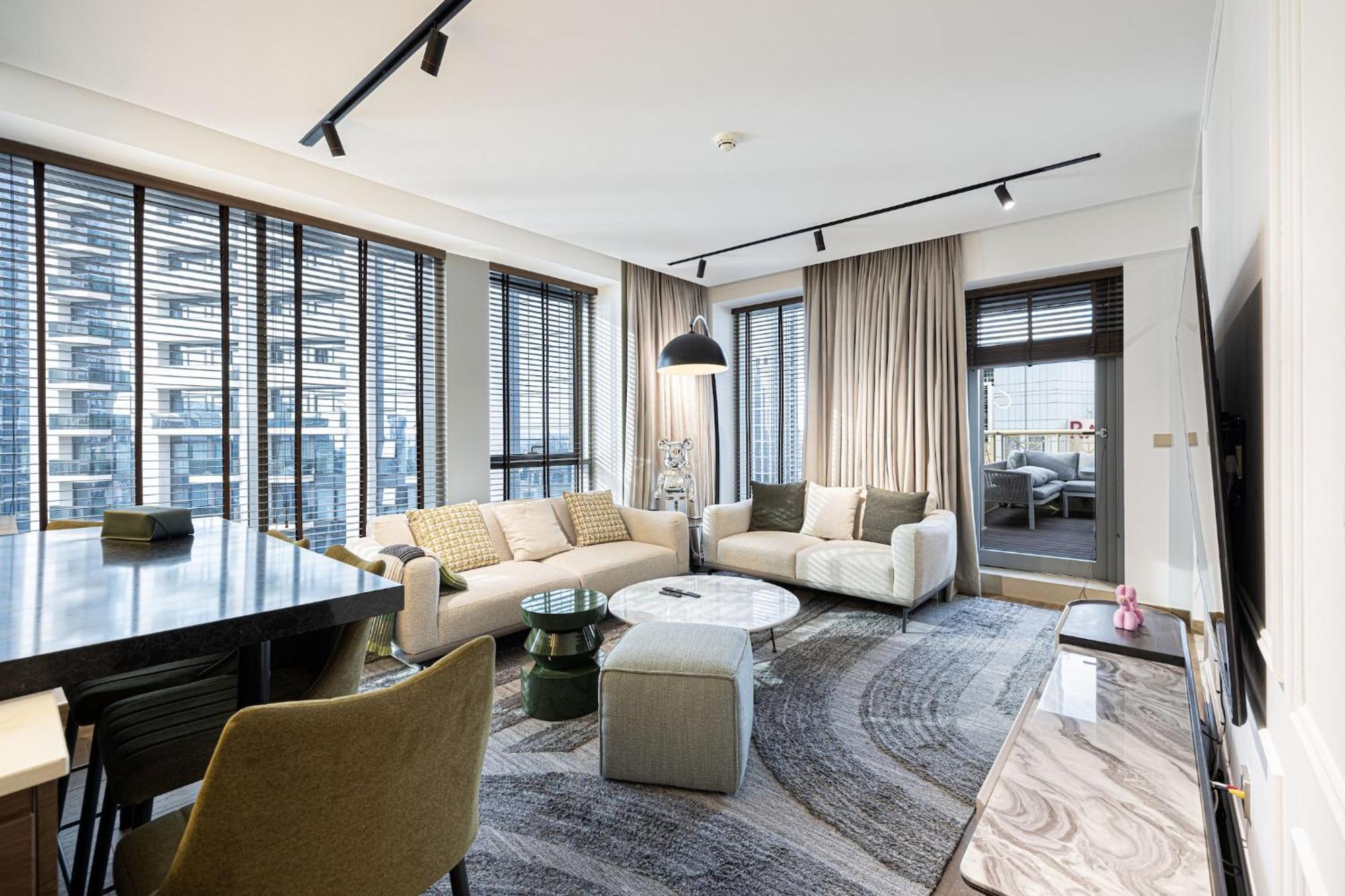 Apartment The Signature Burj Khalifa View Residence With Terrace Dubai