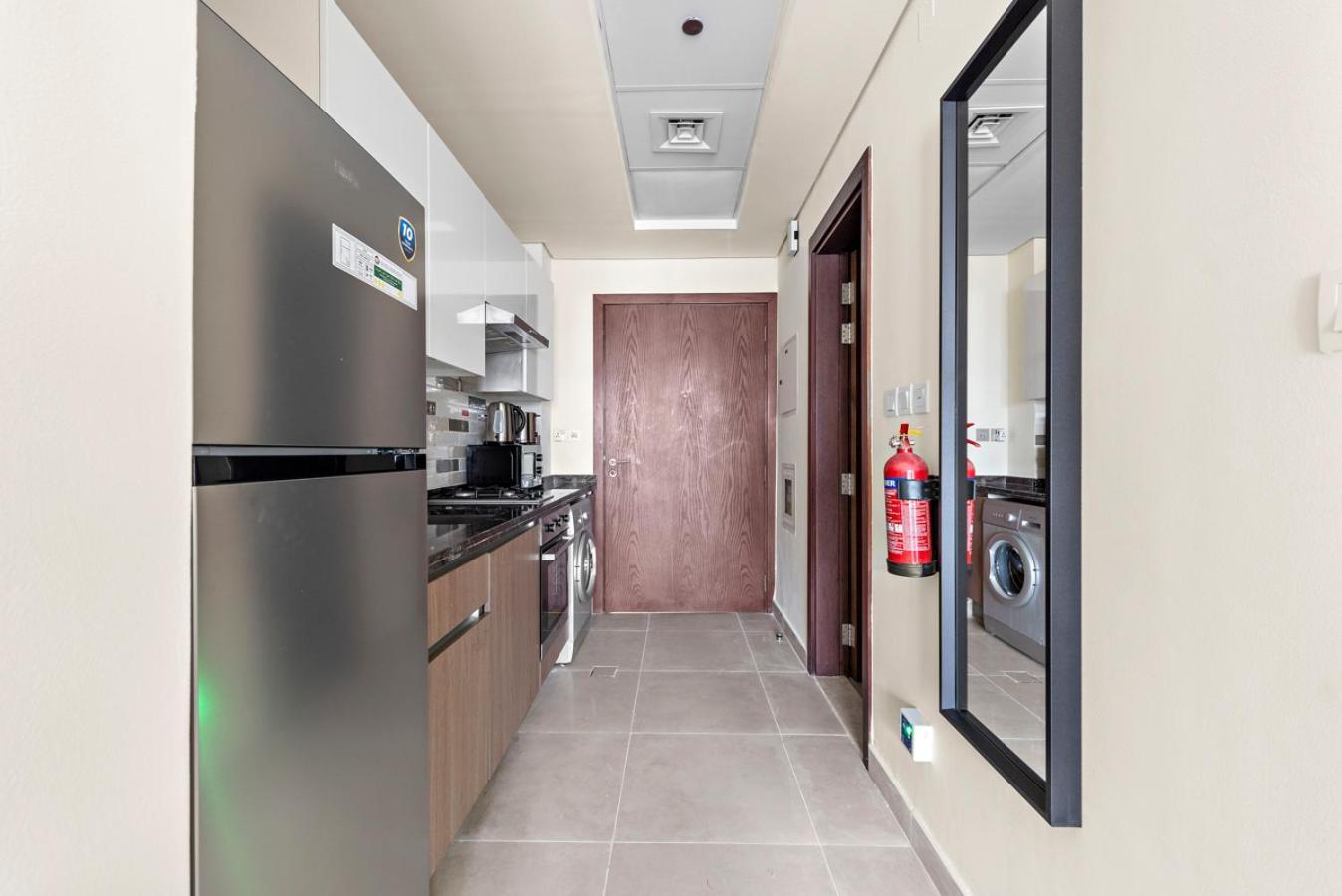 New Cozy In Al Furjan Apartment *