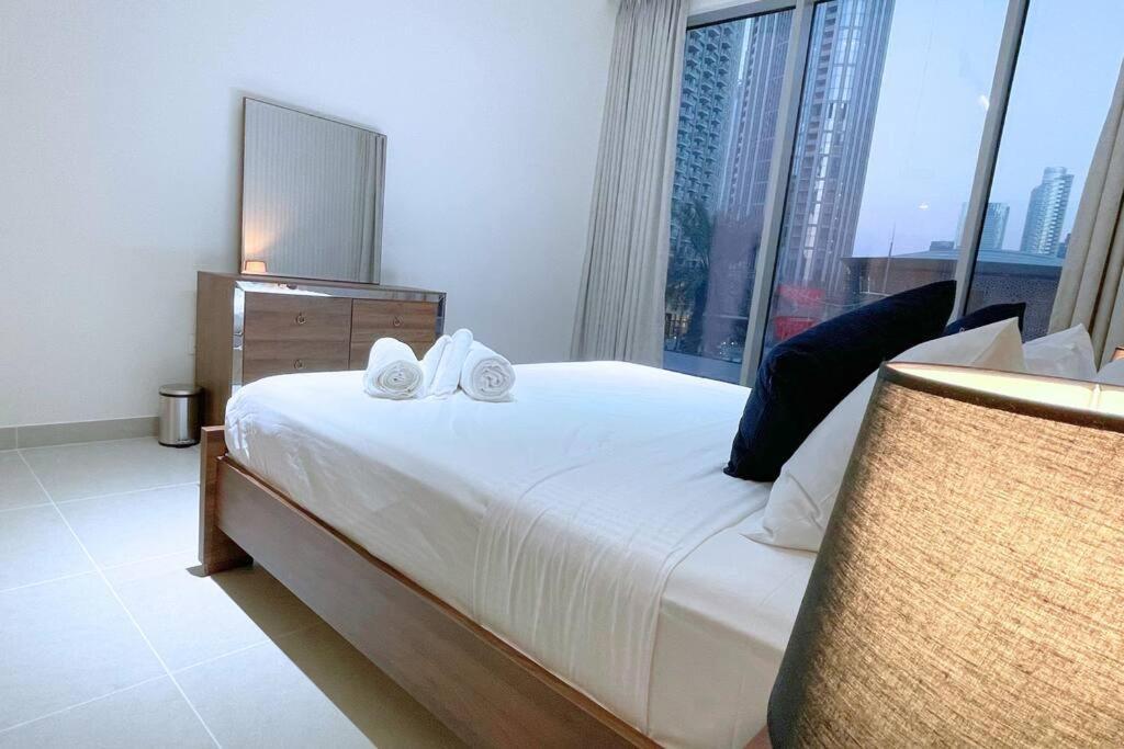 Luxurious 1br In Forte 2 With Spacious Gym With Squash Court Apartment Dubai
