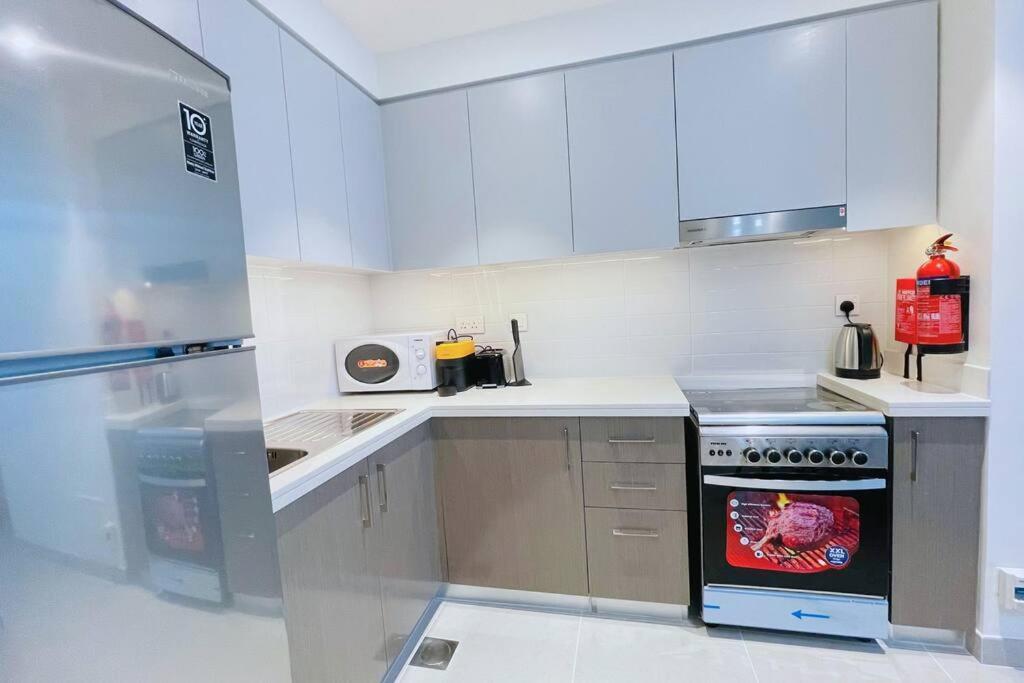 Luxurious 1br In Forte 2 With Spacious Gym With Squash Court Apartment
