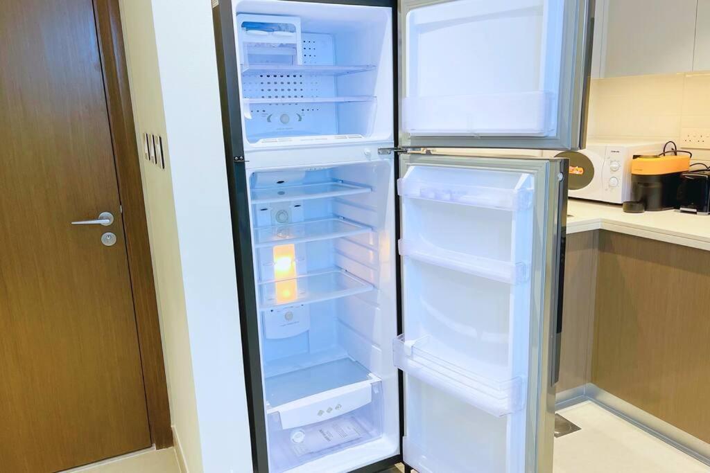 Luxurious 1br In Forte 2 With Spacious Gym With Squash Court Apartment Dubai