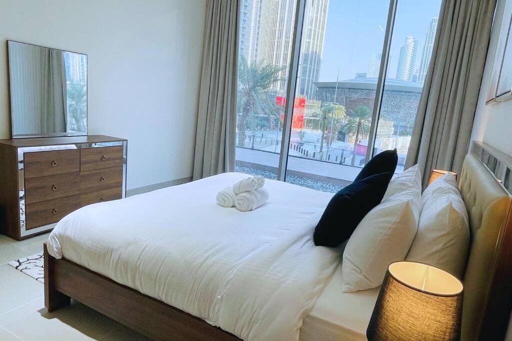 Apartment Luxurious 1br In Forte 2 With Spacious Gym With Squash Court Dubai