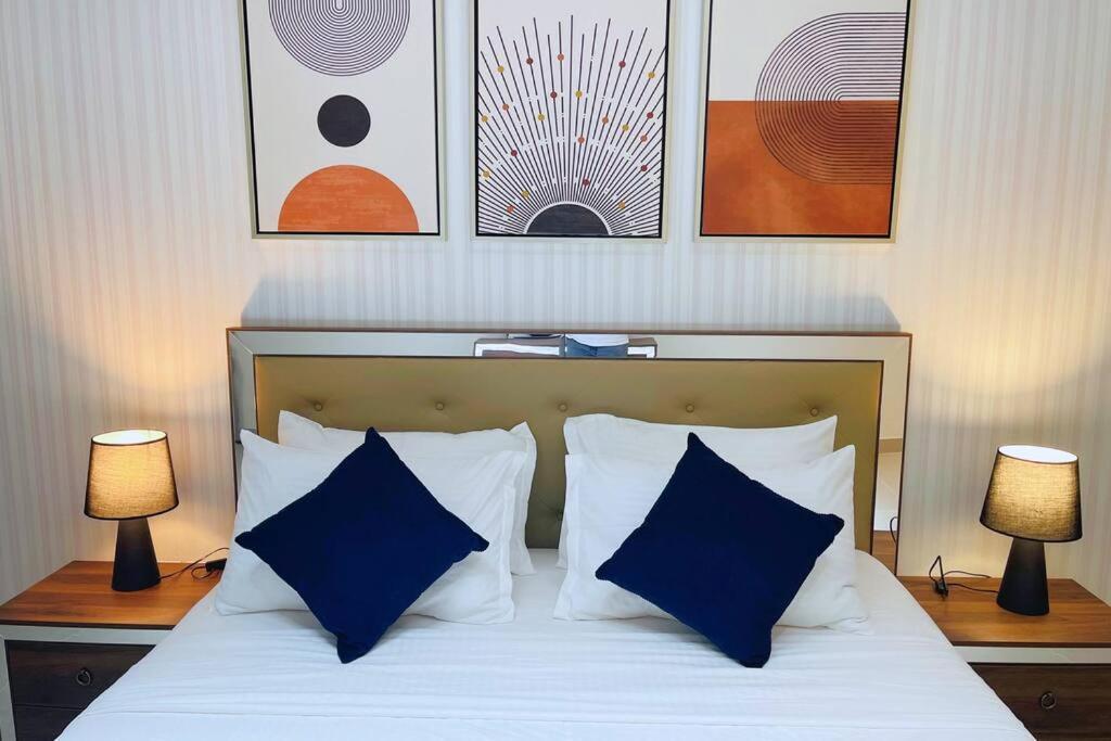 Apartment Luxurious 1br In Forte 2 With Spacious Gym With Squash Court