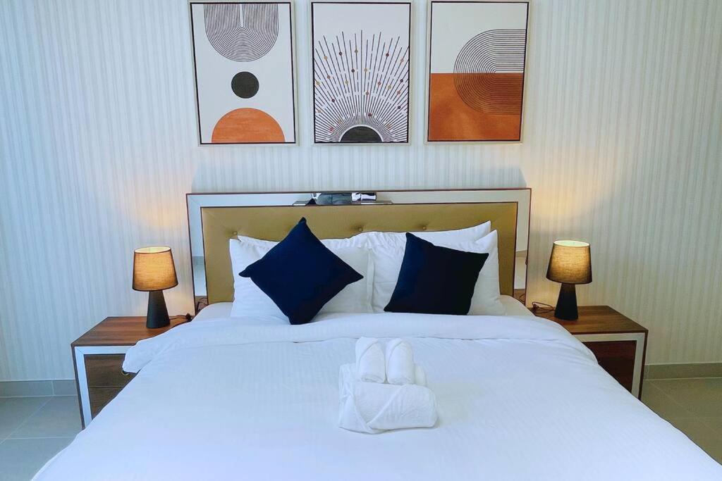 Luxurious 1br In Forte 2 With Spacious Gym With Squash Court * Dubai