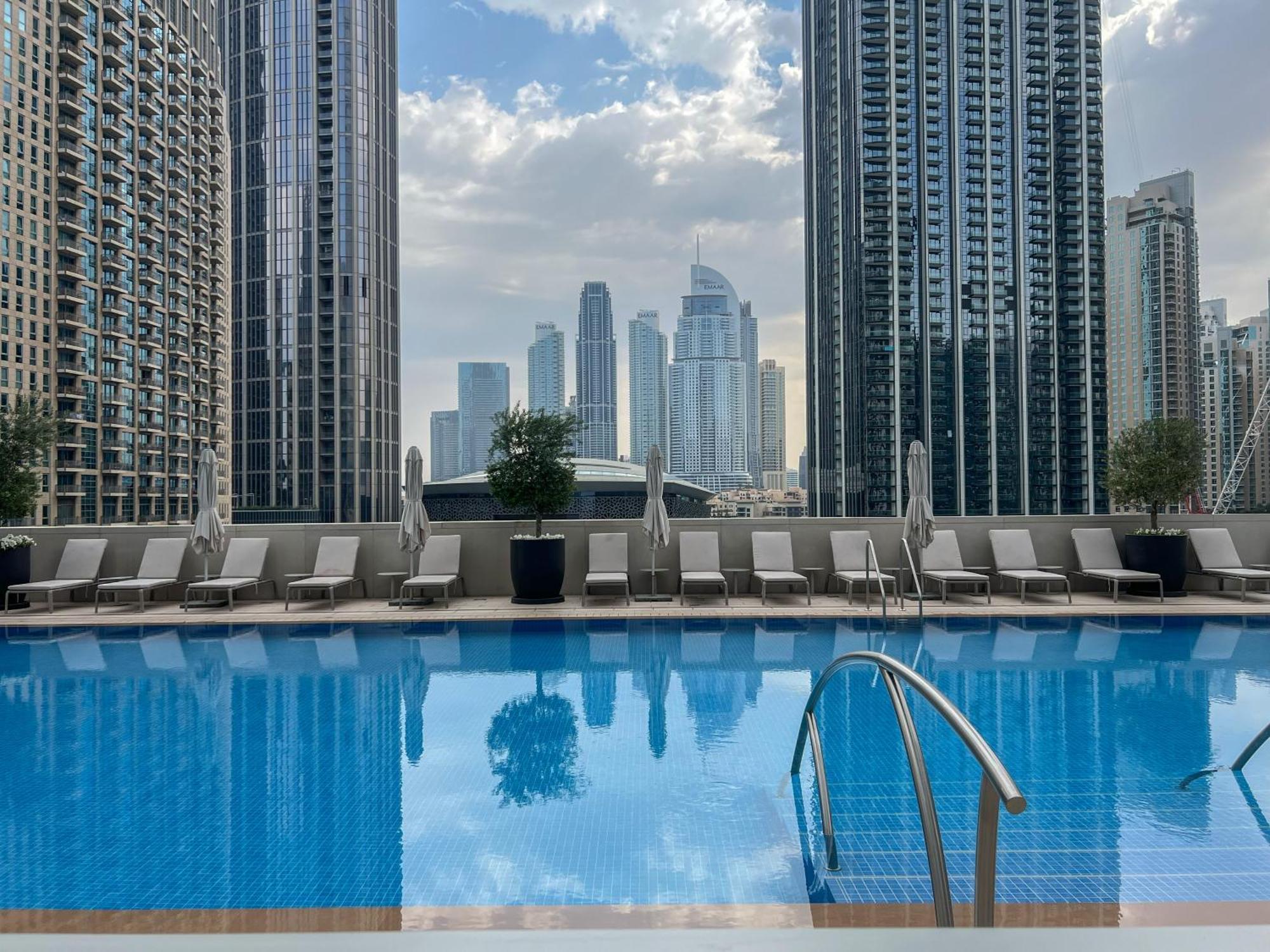 Apartment Luxurious 1br In Forte 2 With Spacious Gym With Squash Court *