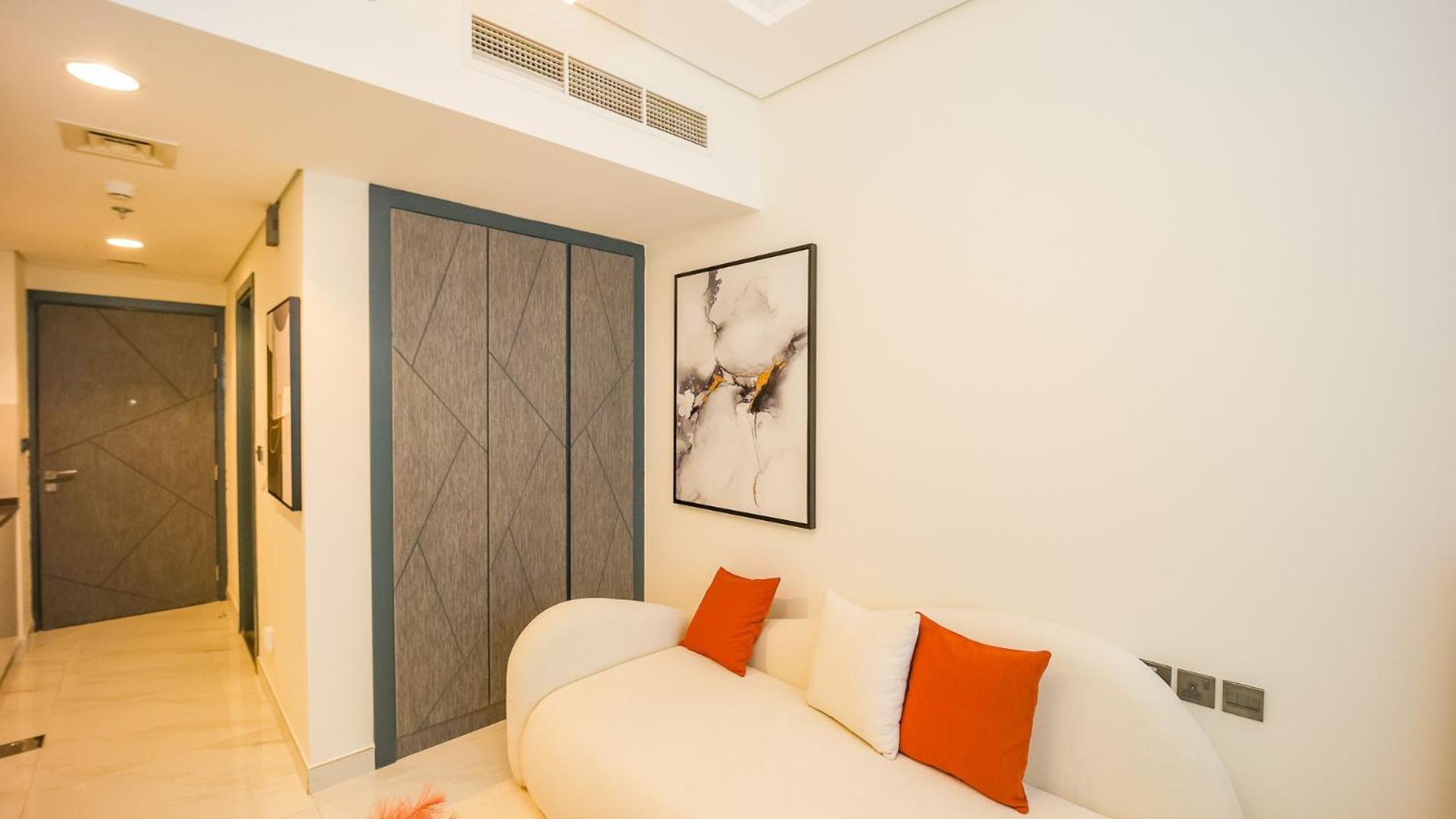 Magnificent Studio-one Of Kind In