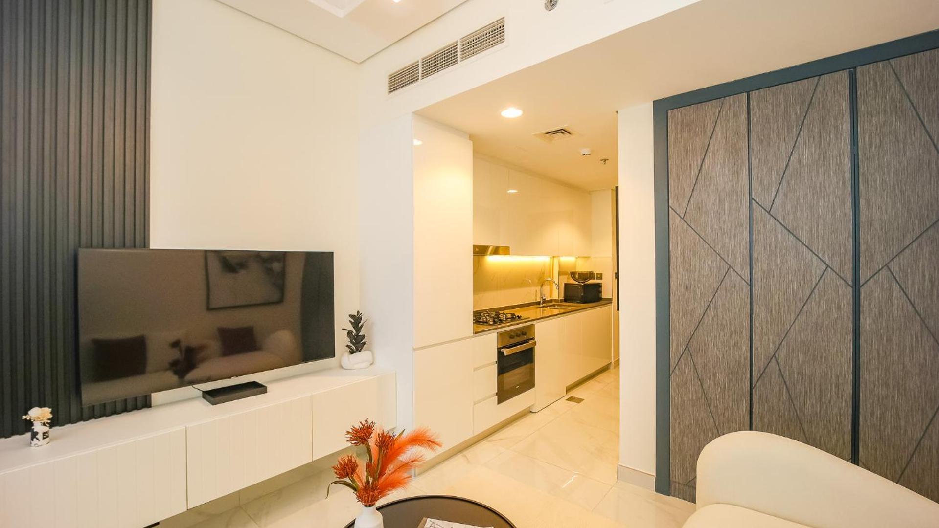 Magnificent Studio-one Of Kind In *