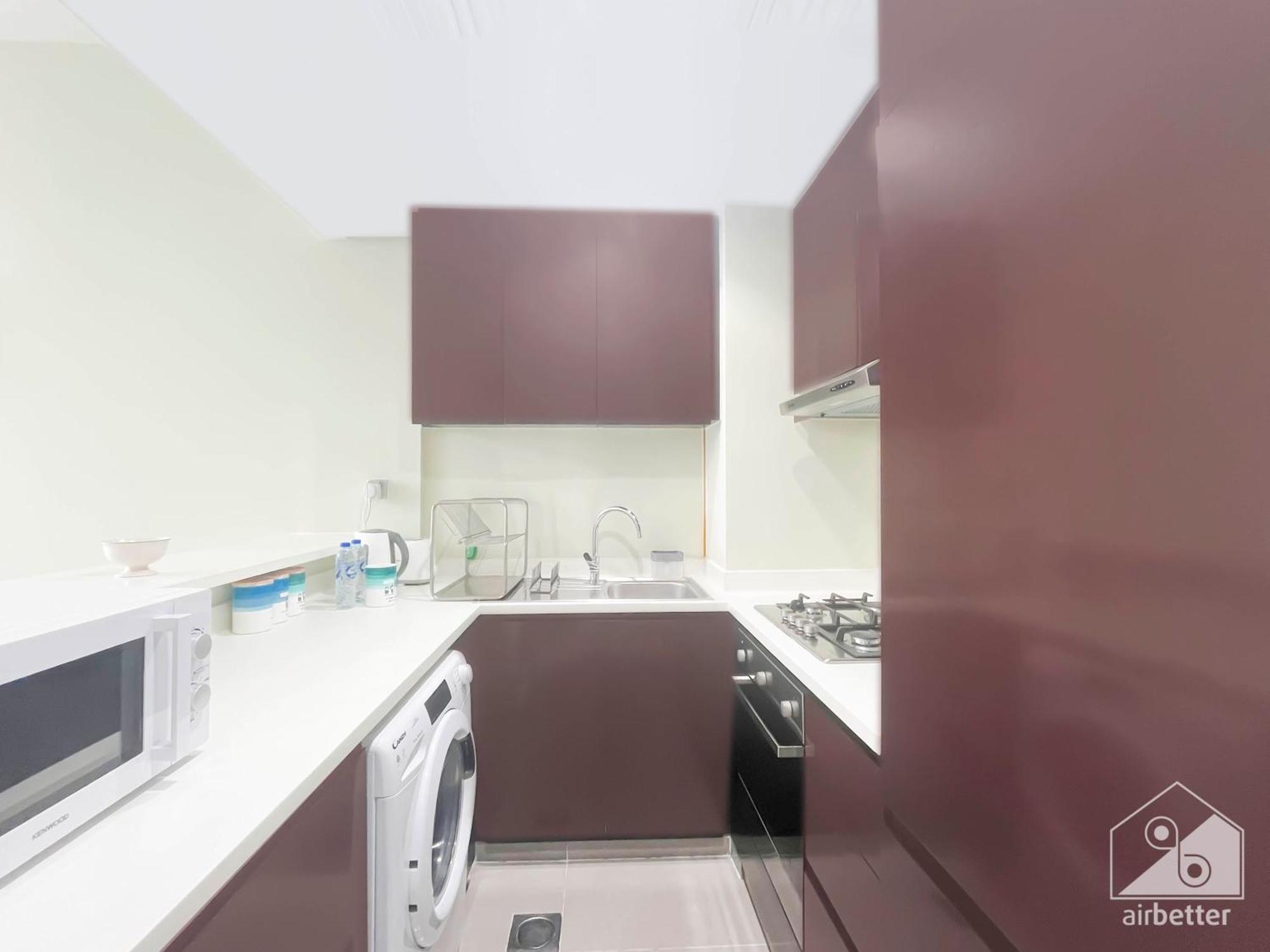 Apartment Comfy 1bedroom With Balcony In Dubai