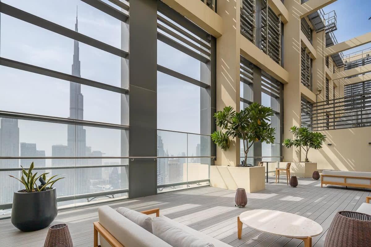 Apartment Frank Porter - Burj Royale Dubai