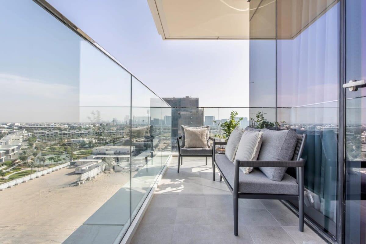Frank Porter - Golf Apartment Dubai